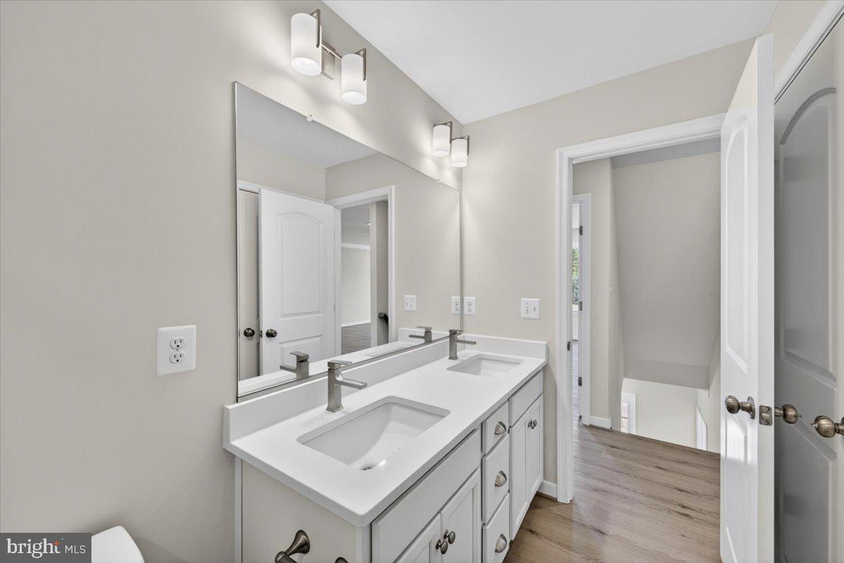 MILL RUN - Residential