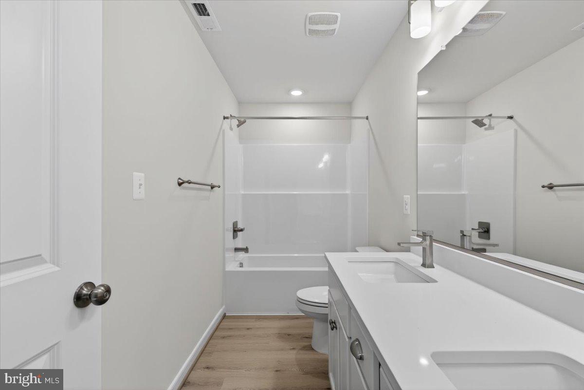 MILL RUN - Residential