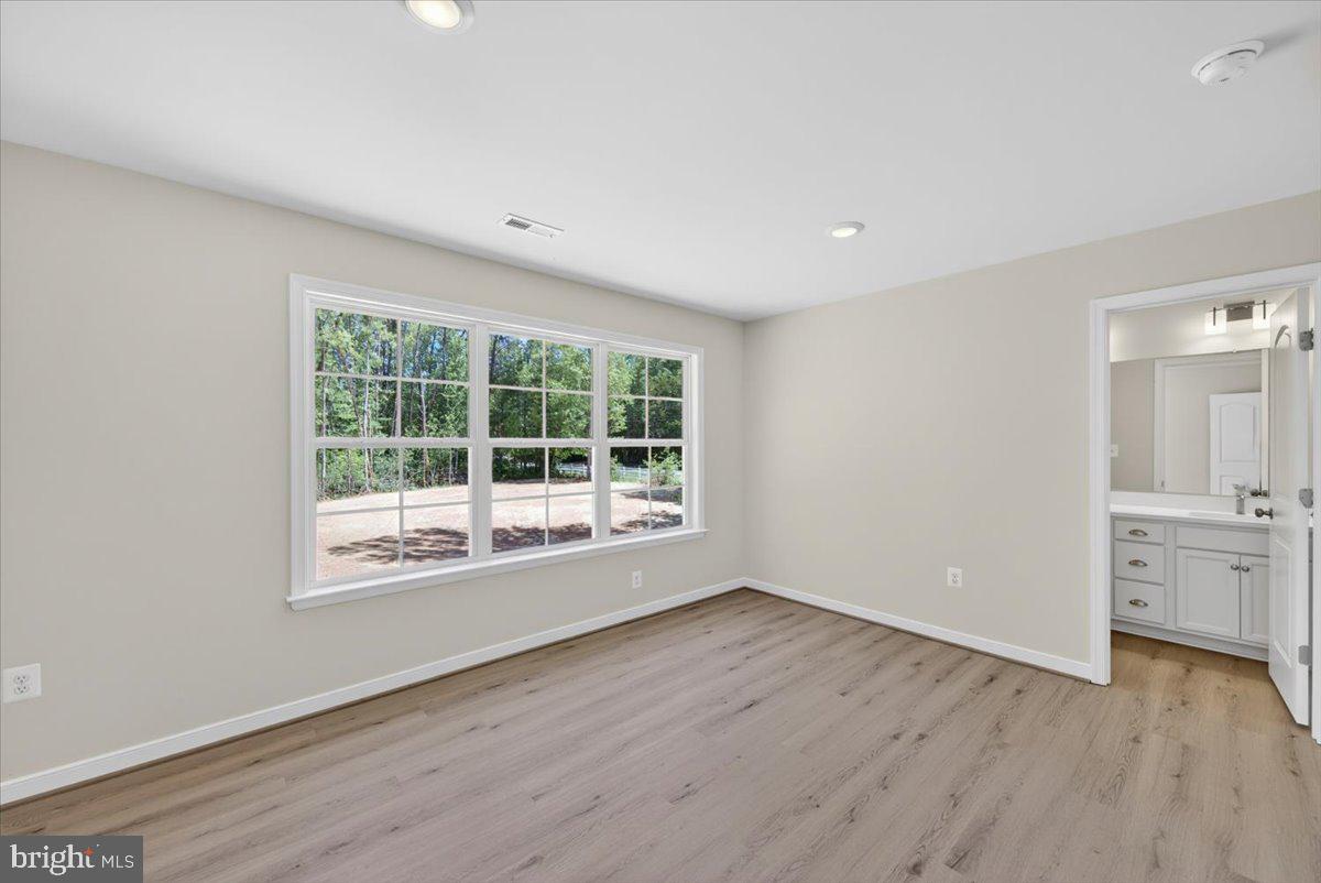 MILL RUN - Residential