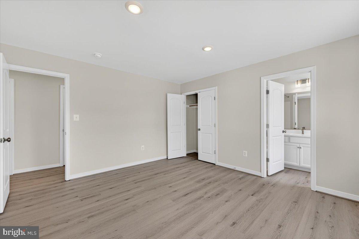 MILL RUN - Residential