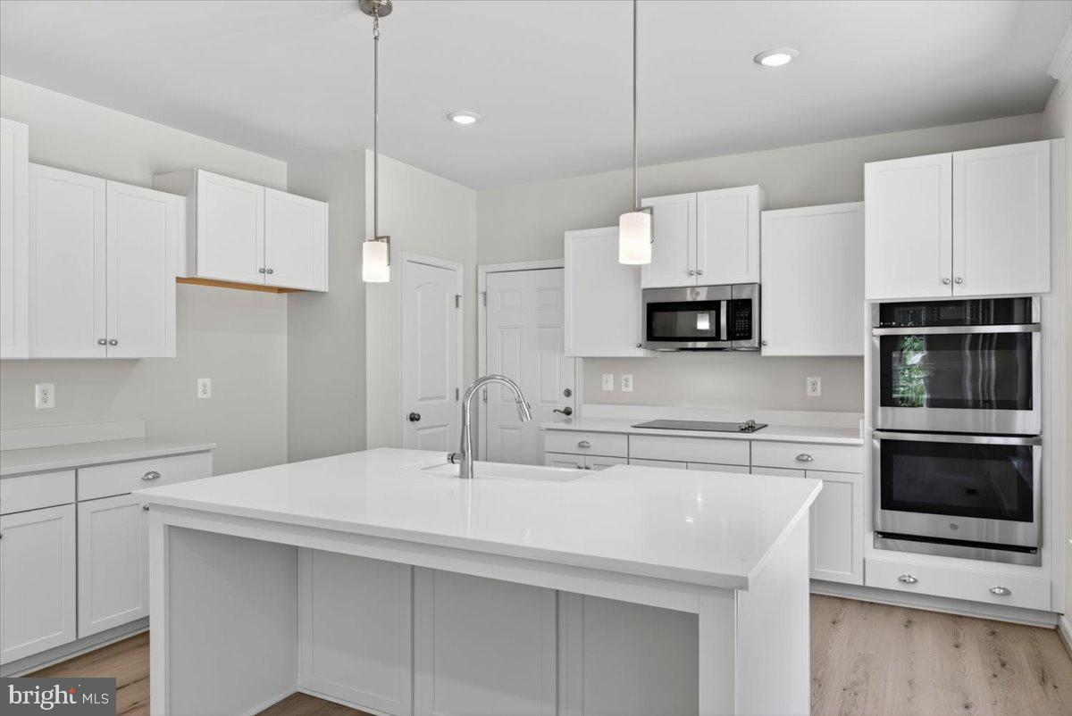 MILL RUN - Residential