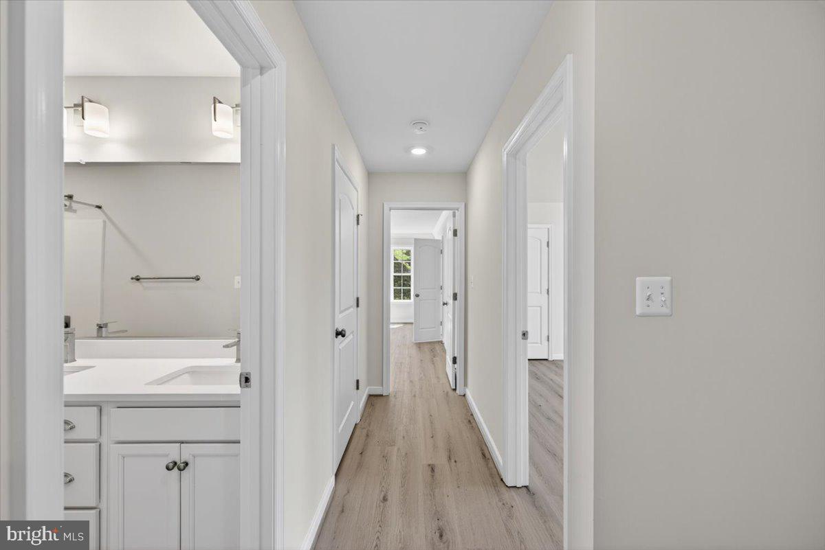 MILL RUN - Residential