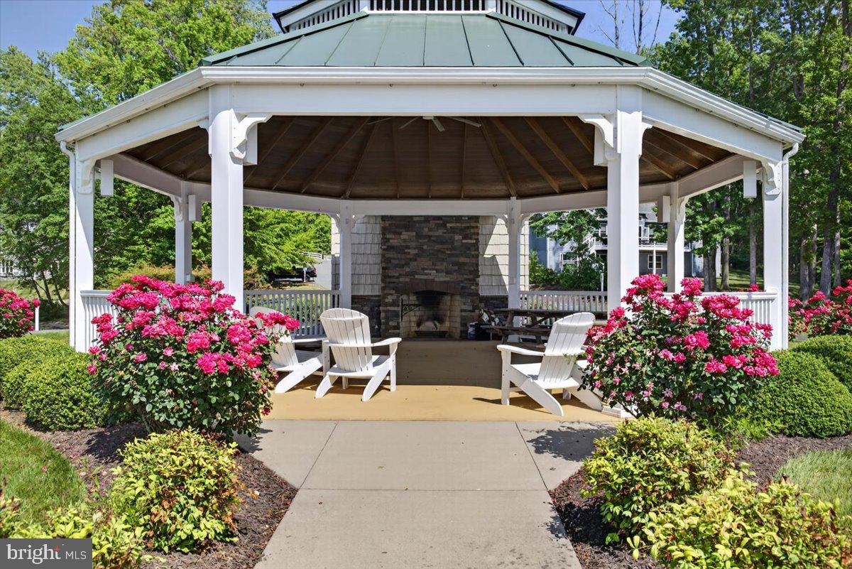 MILL RUN - Residential