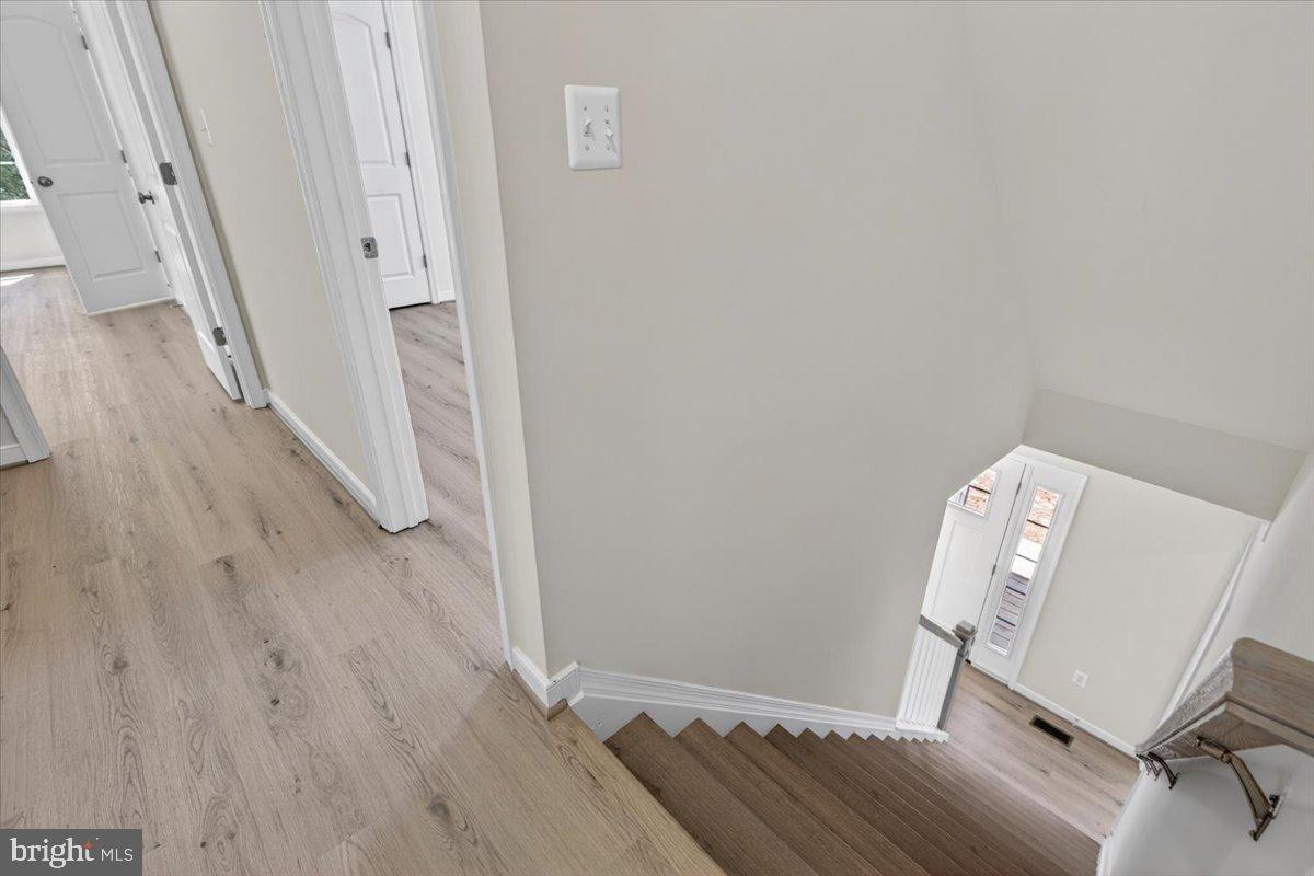MILL RUN - Residential