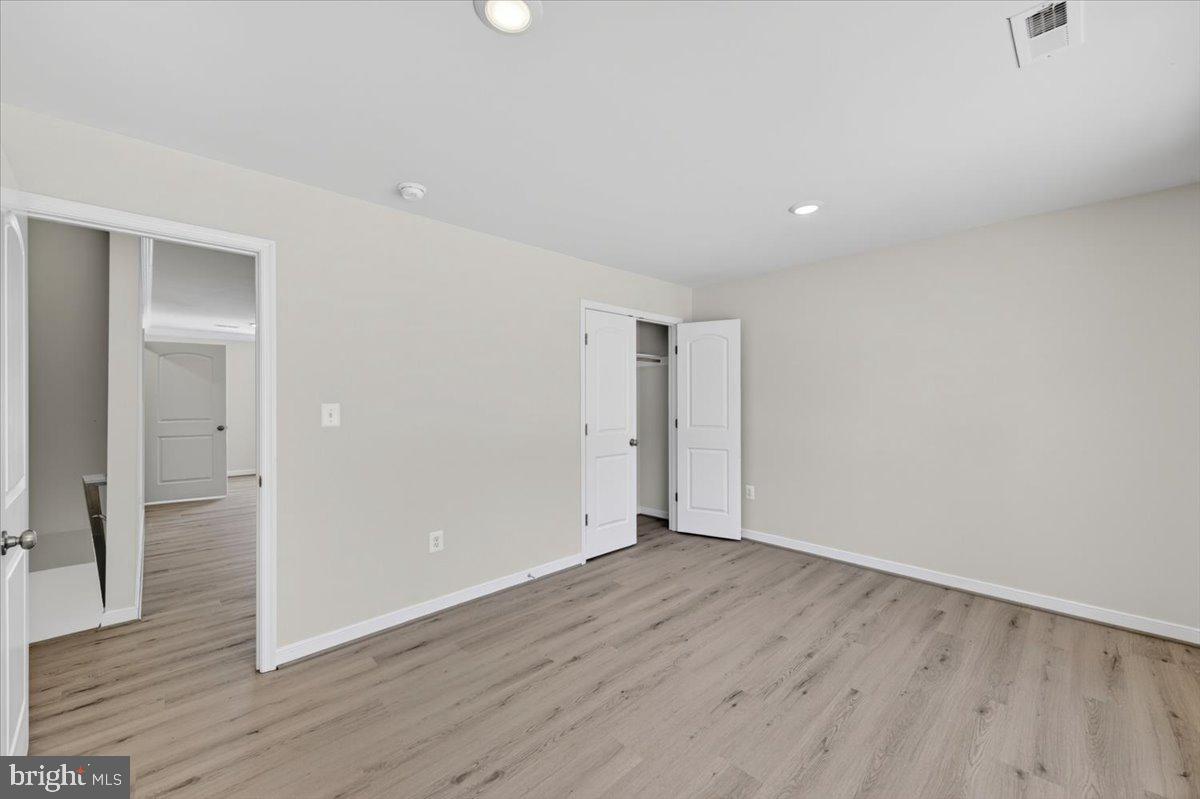 MILL RUN - Residential