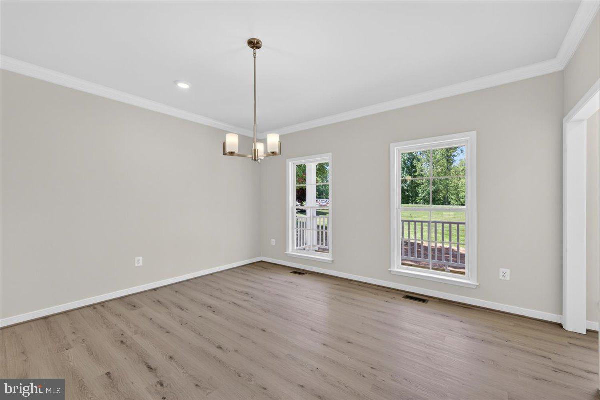MILL RUN - Residential