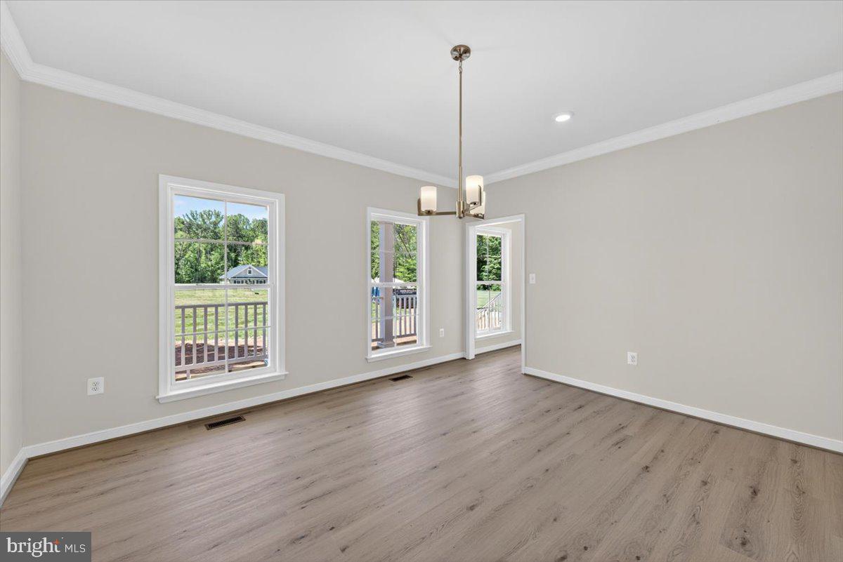 MILL RUN - Residential