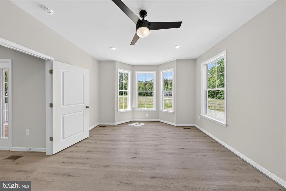 MILL RUN - Residential