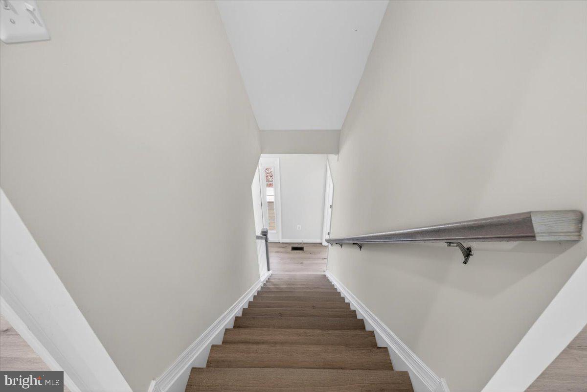 MILL RUN - Residential