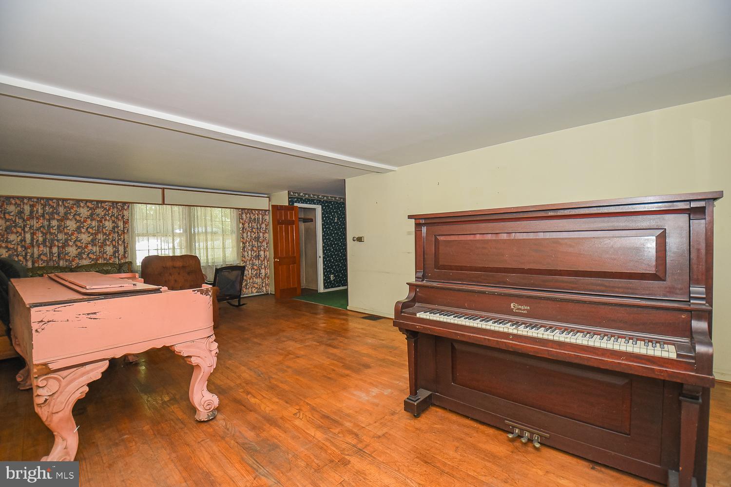 BLOOMINGTON - Residential