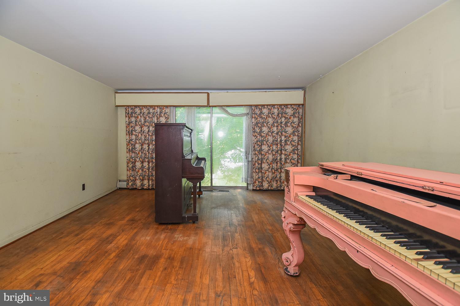 BLOOMINGTON - Residential