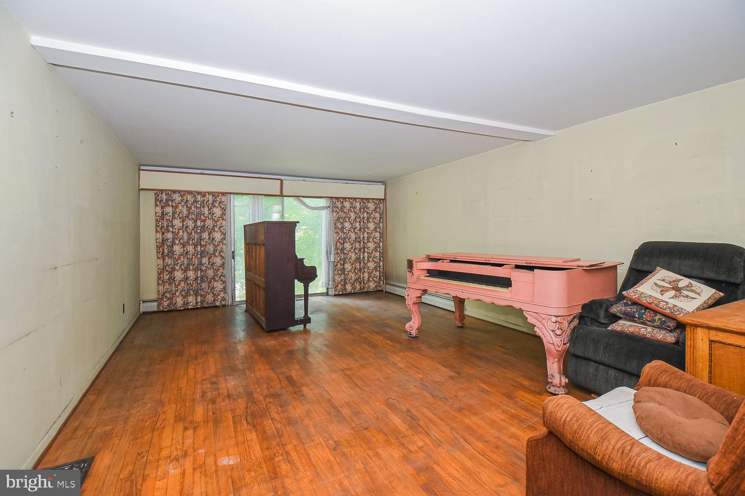 BLOOMINGTON - Residential