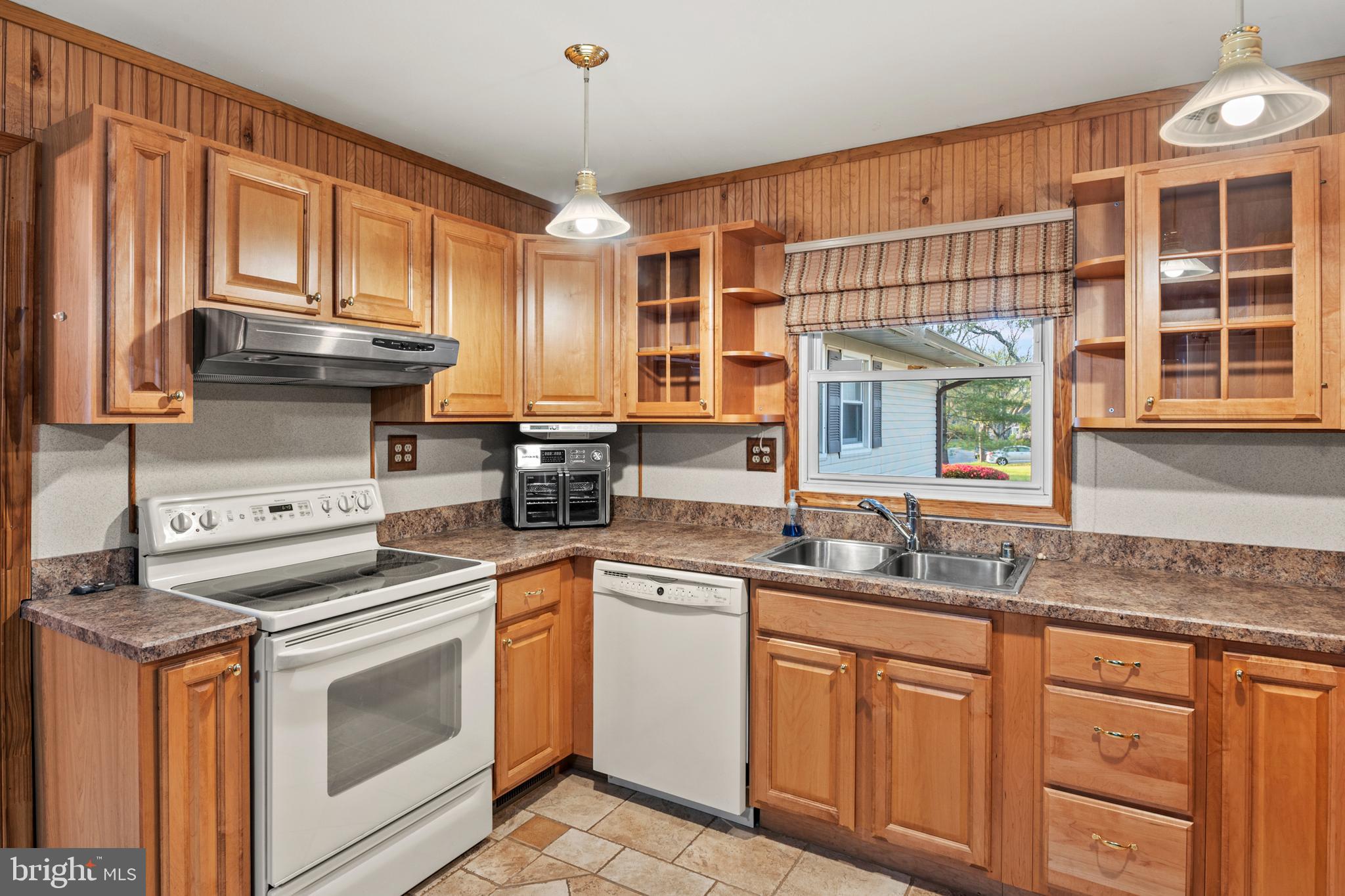 TULIP GROVE AT BELAIR - Residential