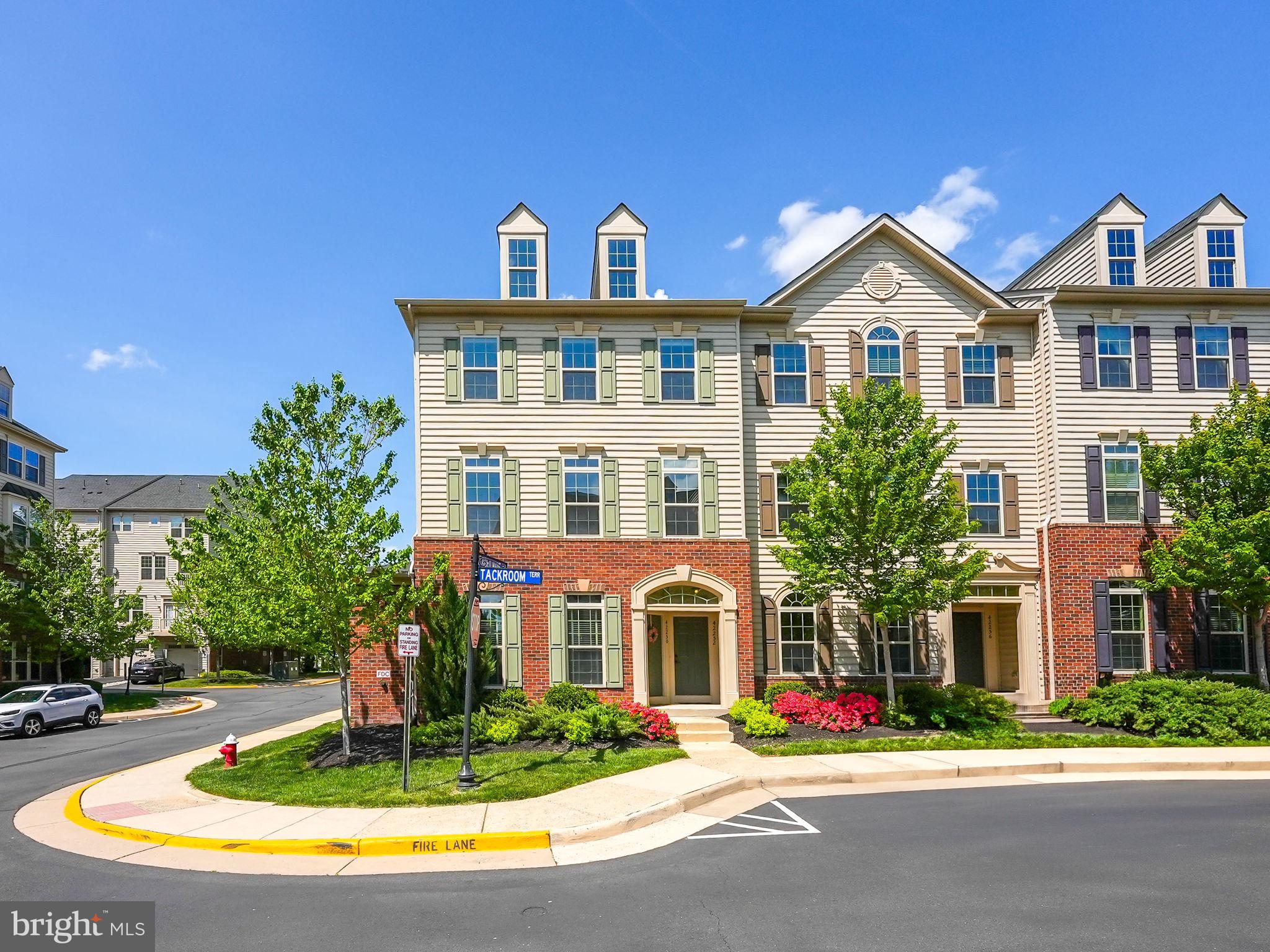 VIRGINIA MANOR CONDOMINIUM - Residential