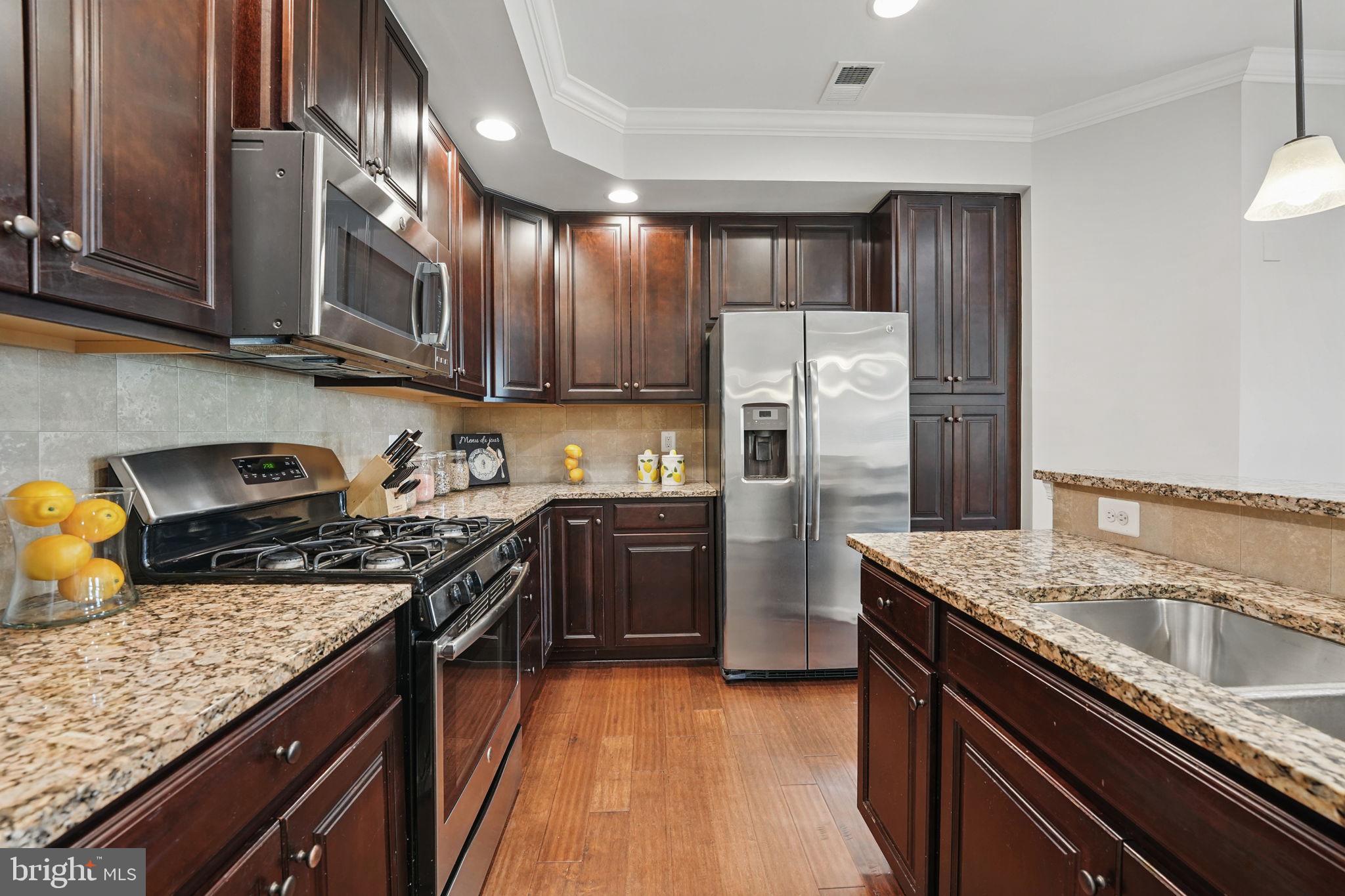 VIRGINIA MANOR CONDOMINIUM - Residential