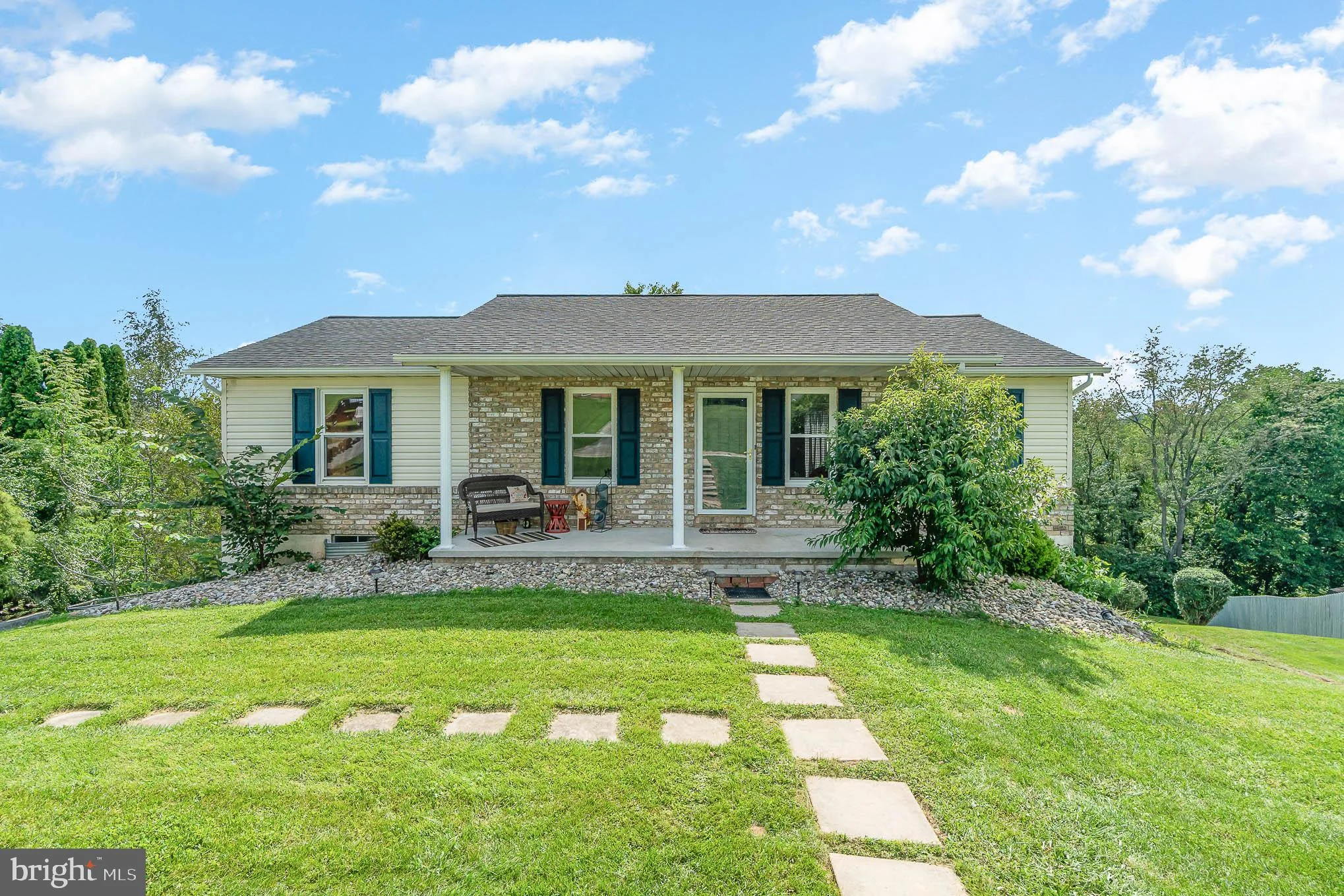 223 Vegas Drive, Hanover, PA 17331
