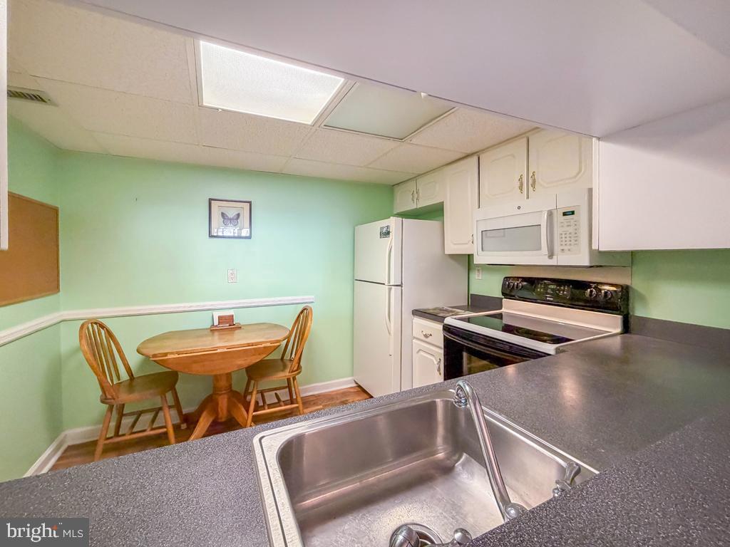 DELAIRE LANDING - Residential