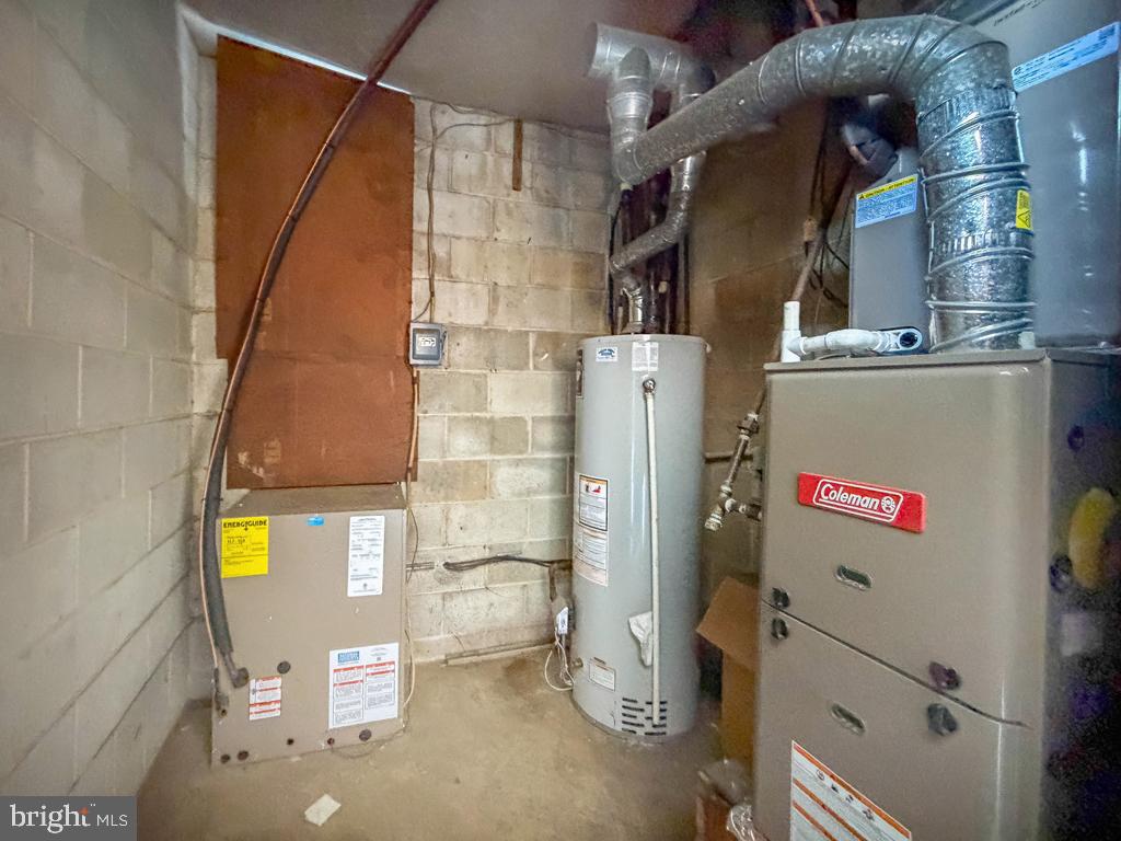 DELAIRE LANDING - Residential