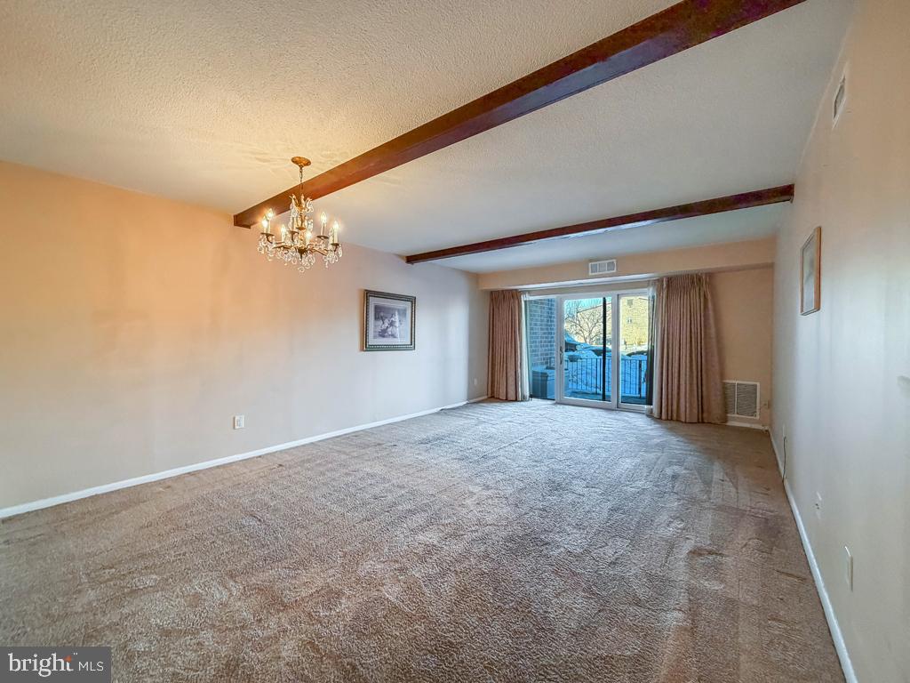 DELAIRE LANDING - Residential