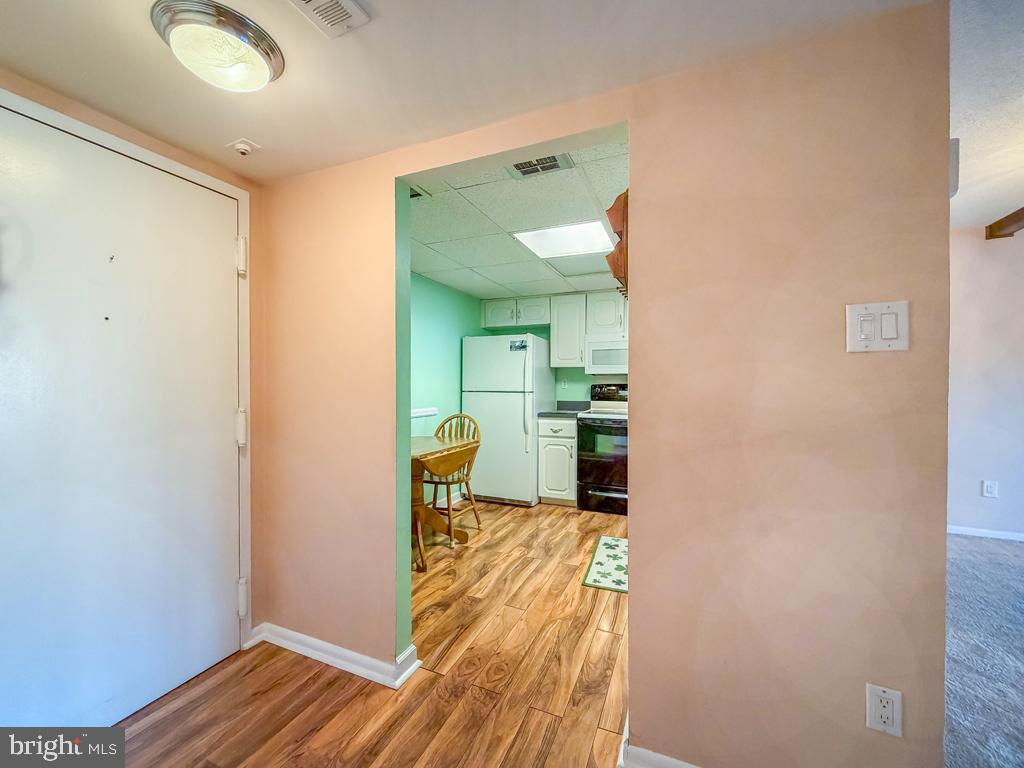 DELAIRE LANDING - Residential