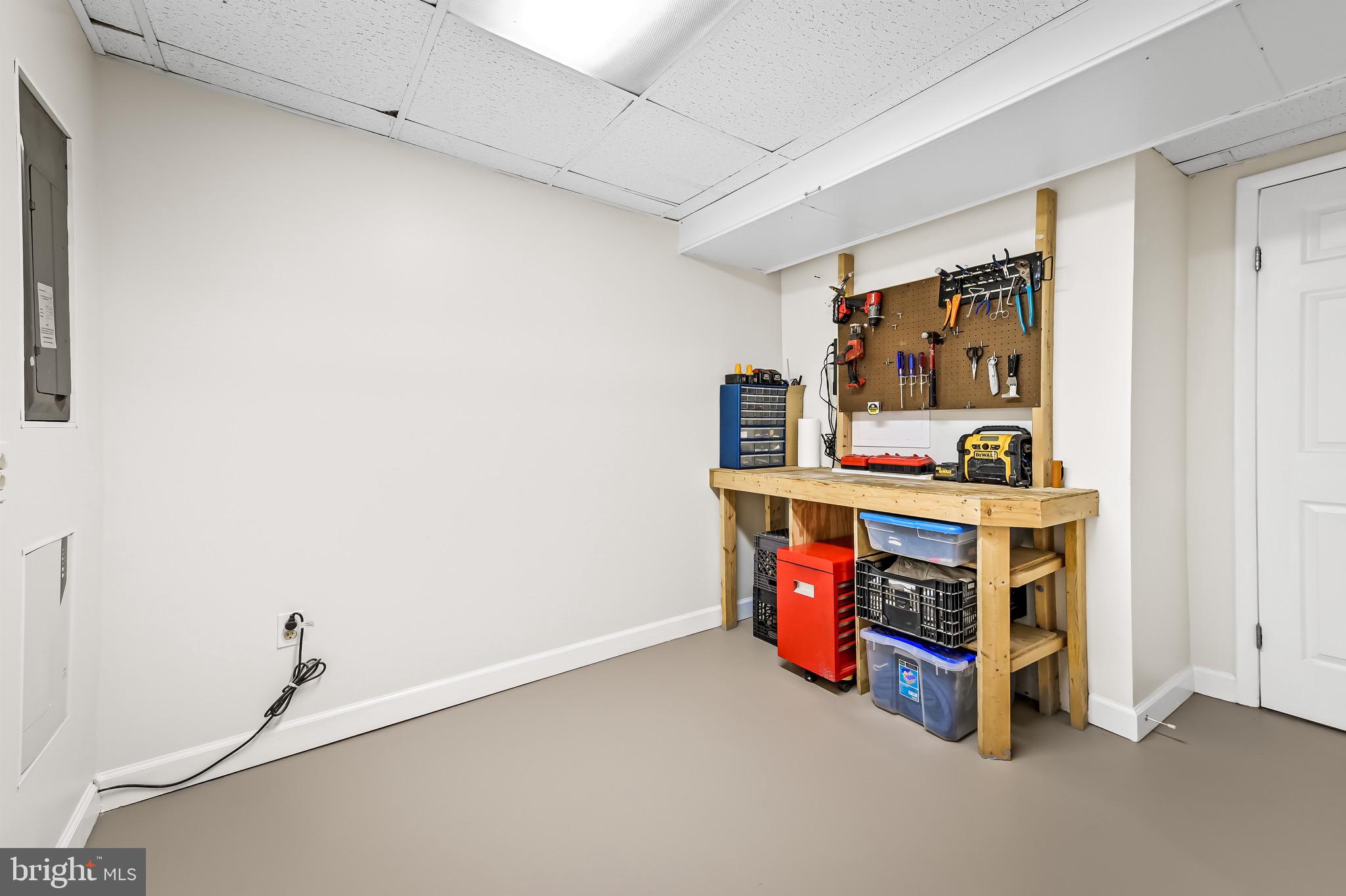 CASTLEMILL - Residential