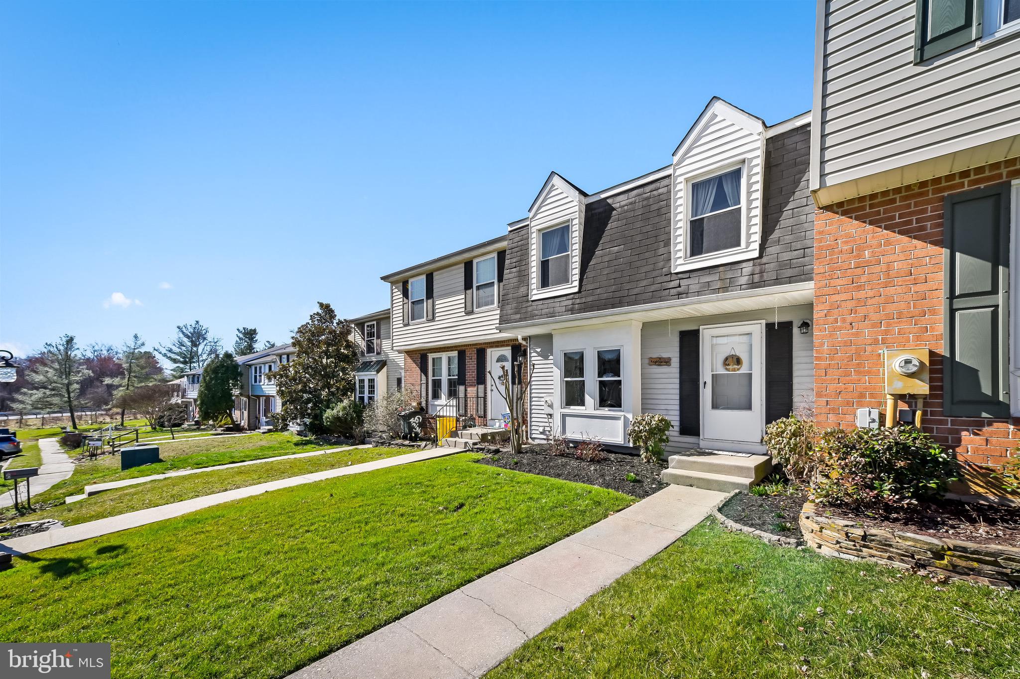 CASTLEMILL - Residential