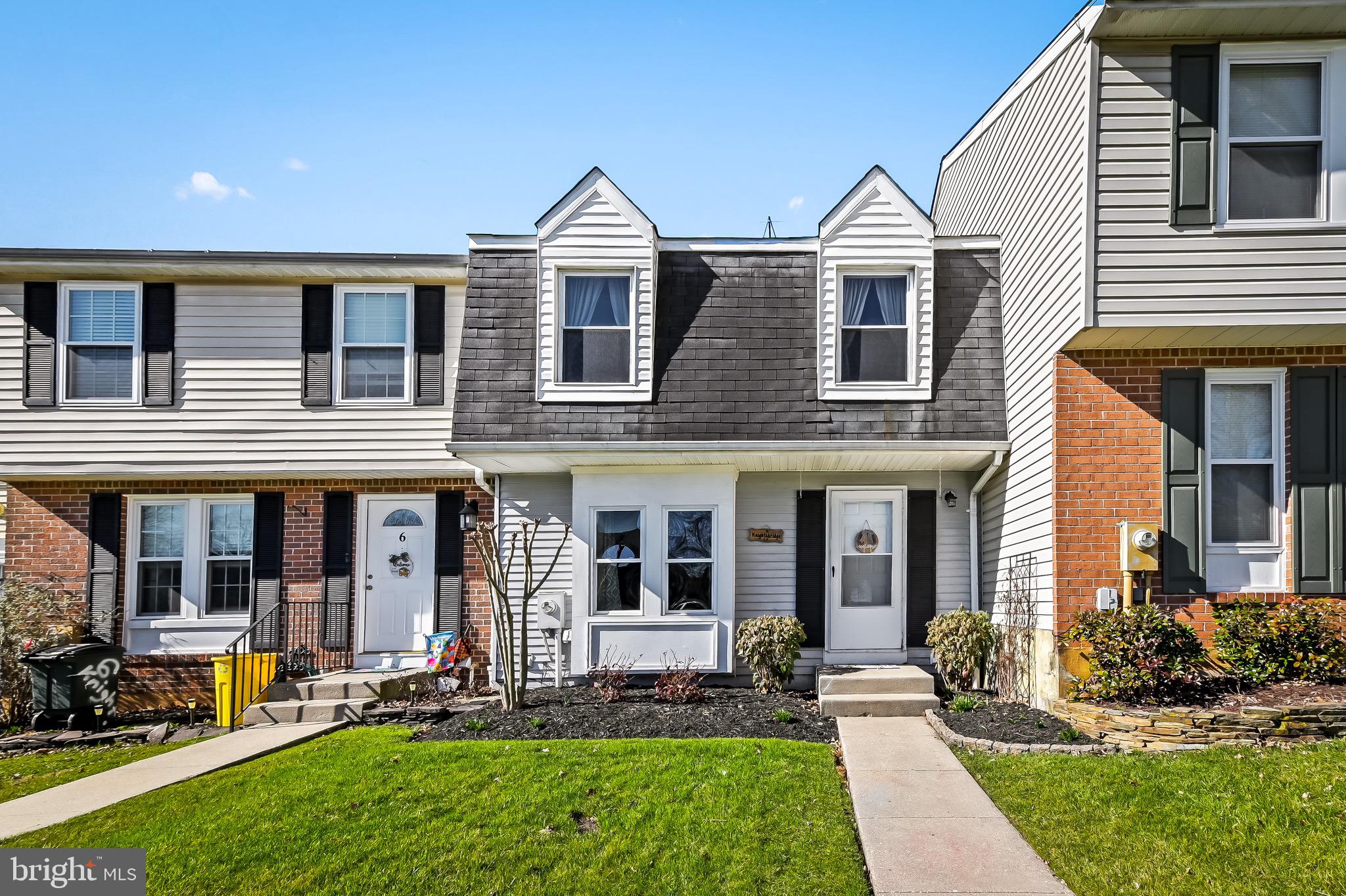 CASTLEMILL - Residential