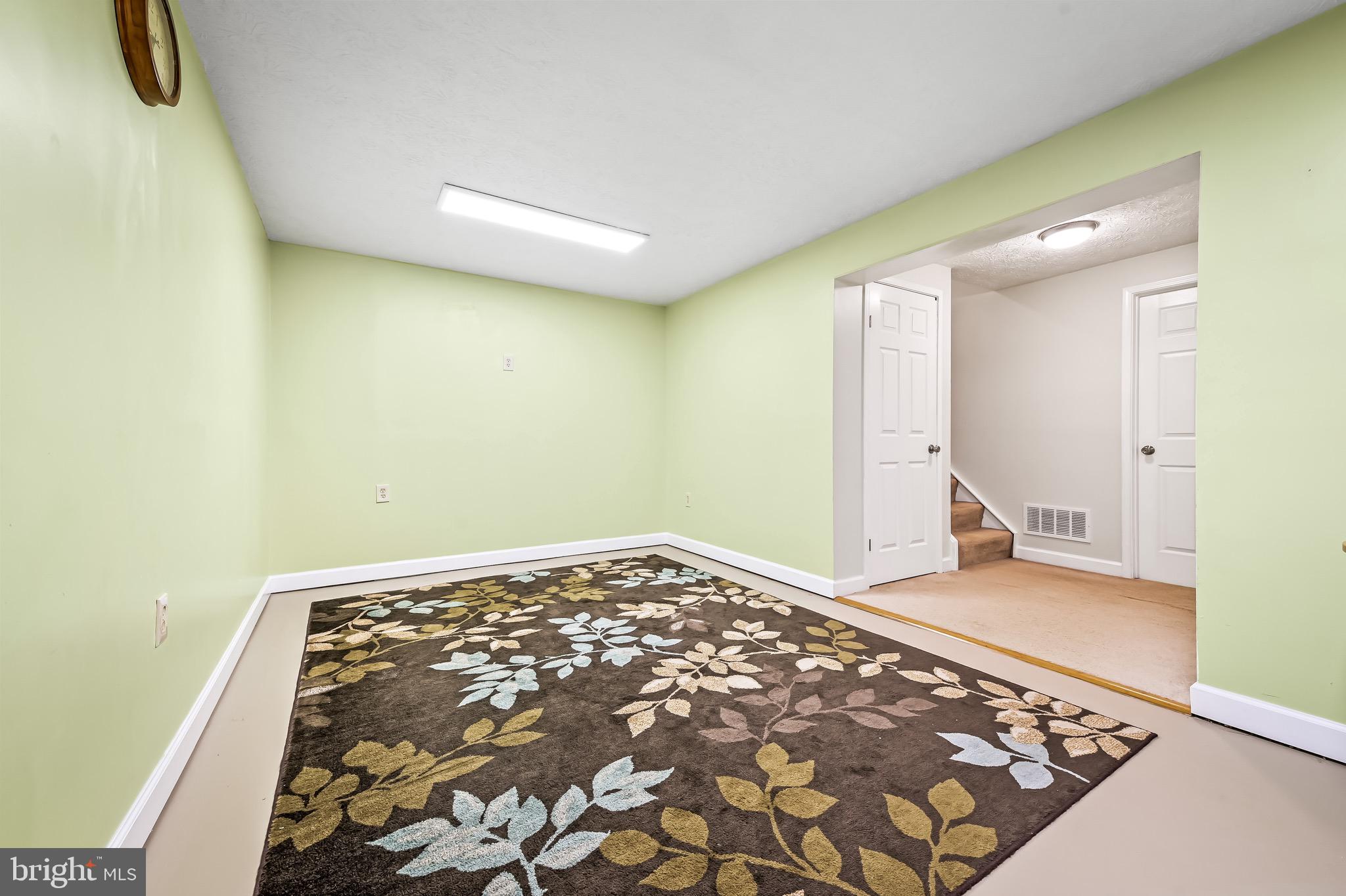 CASTLEMILL - Residential