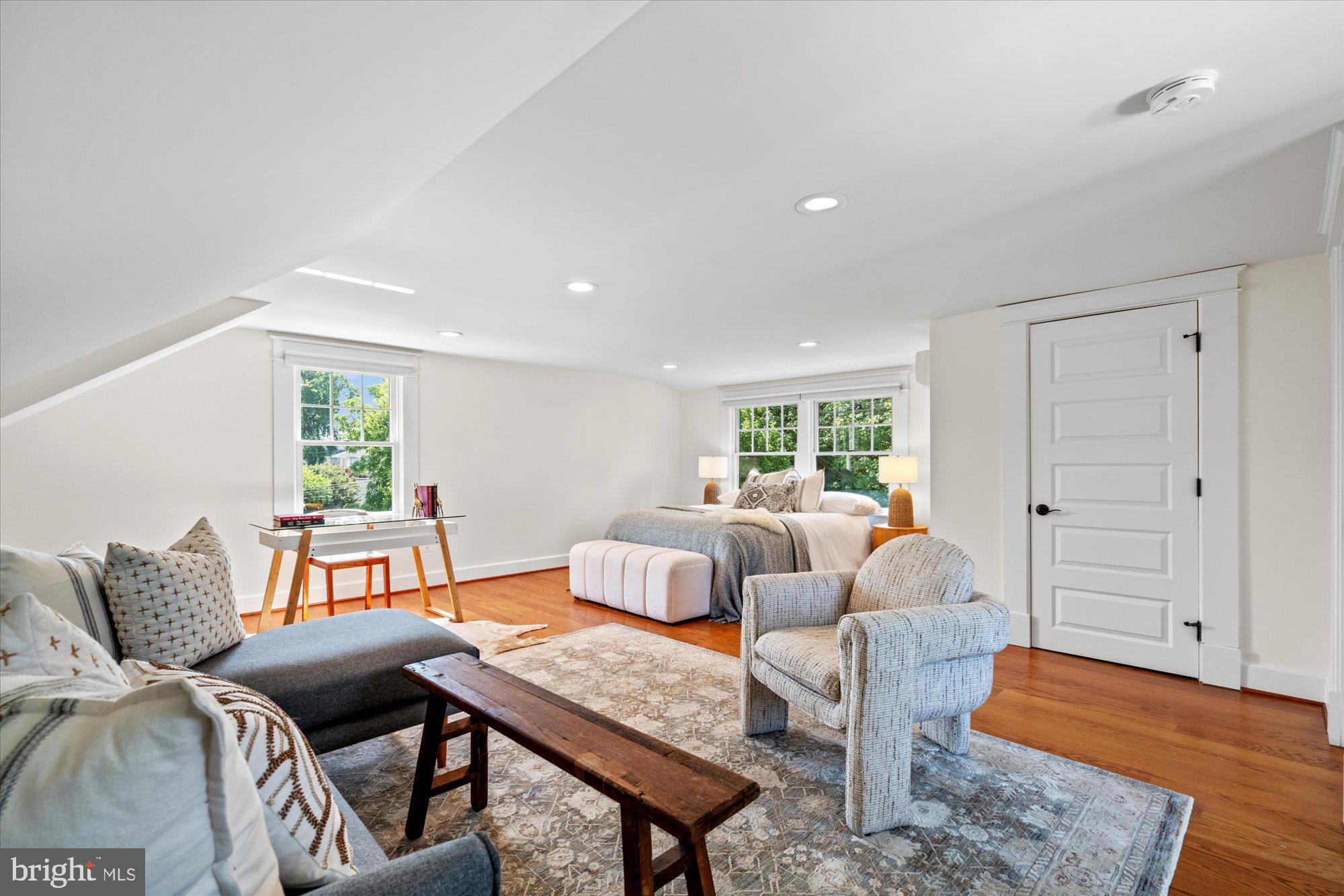 DEL RAY - Residential