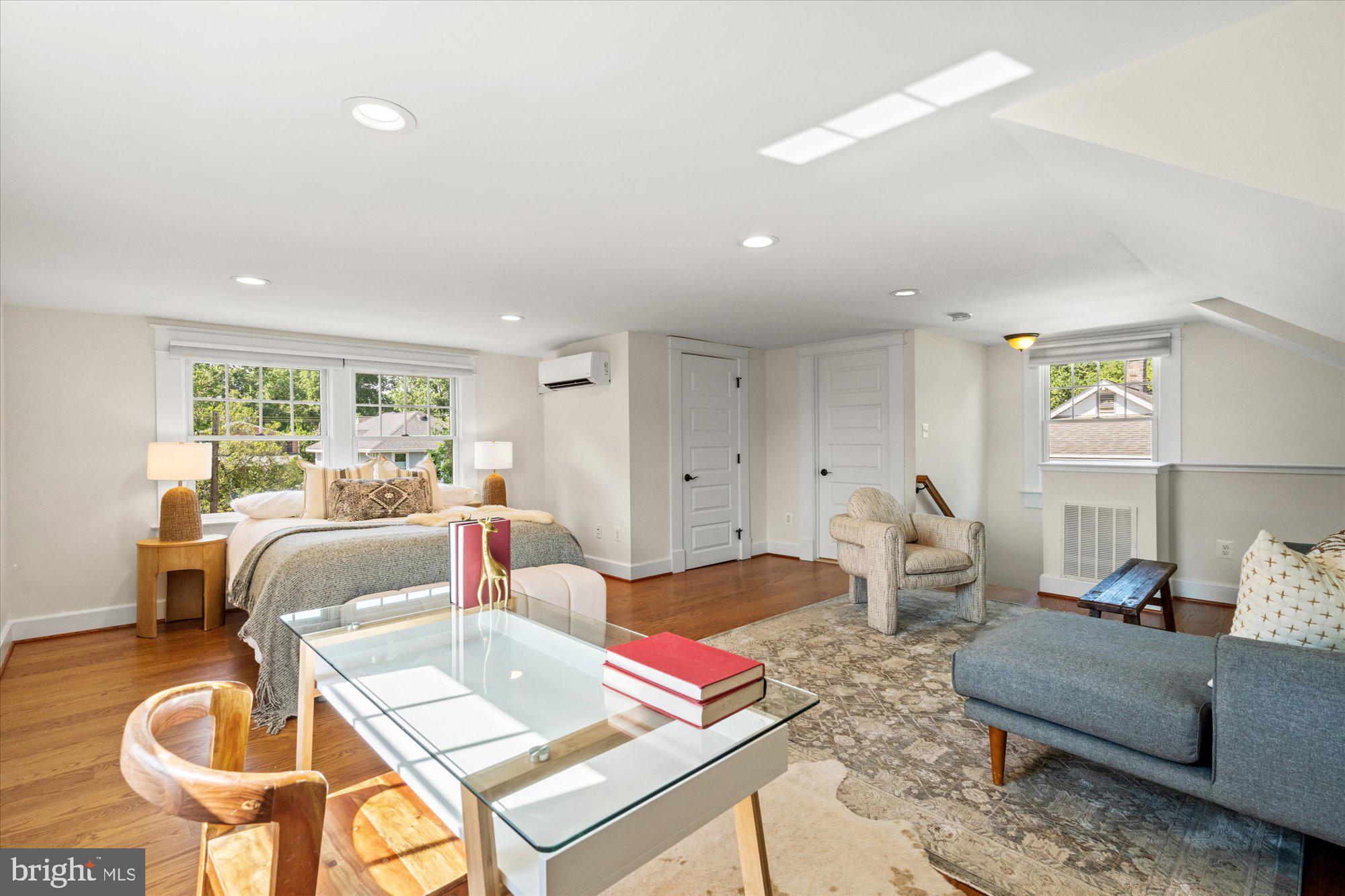 DEL RAY - Residential