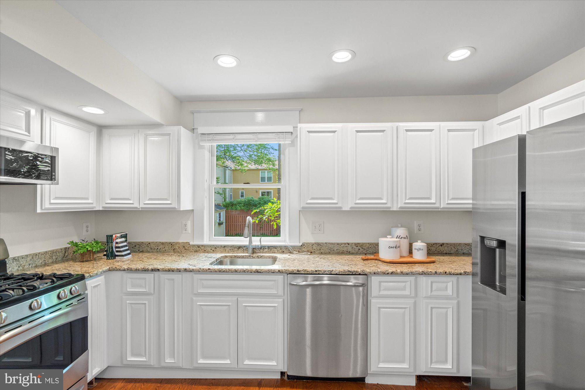 DEL RAY - Residential