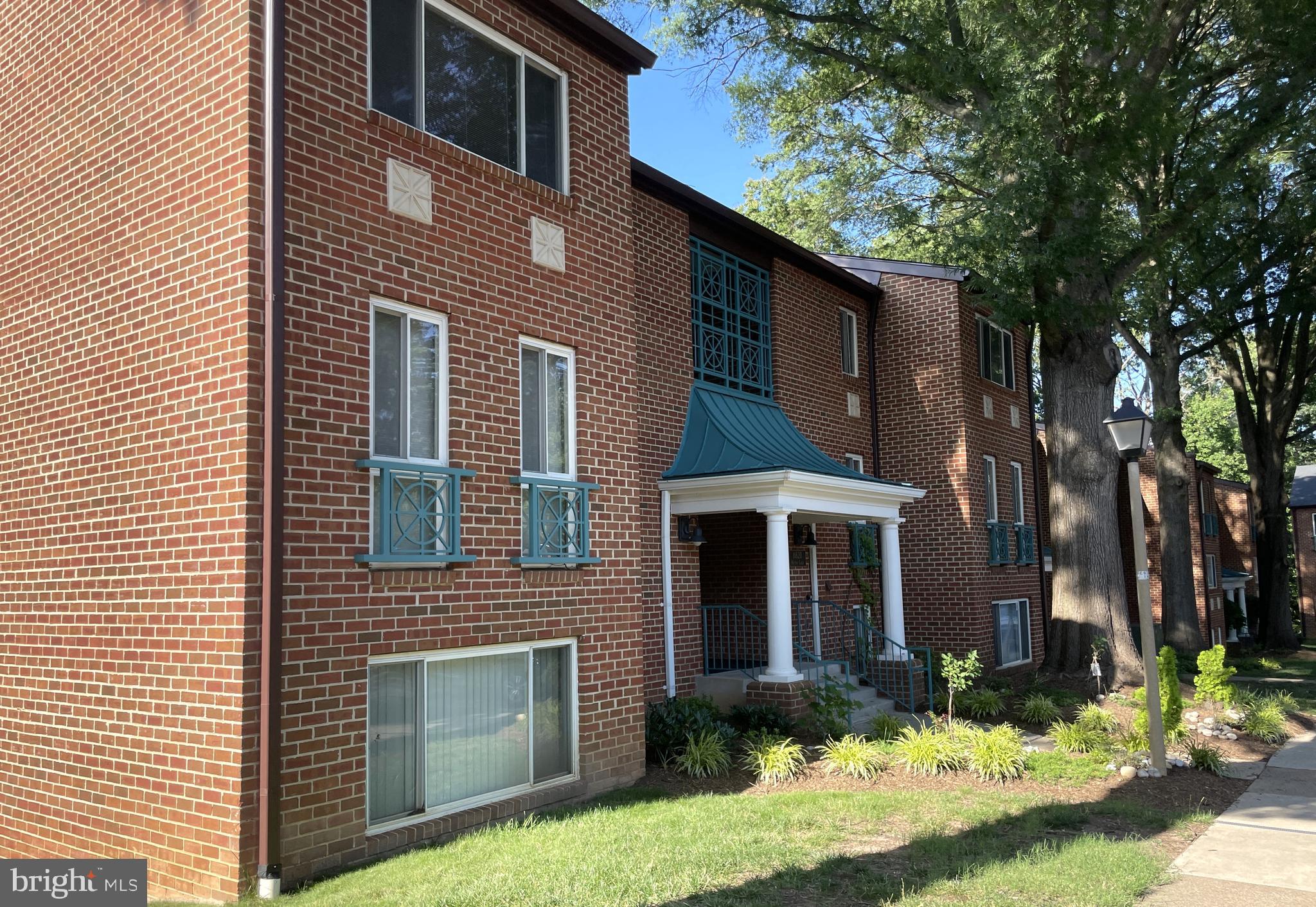 11820 BRETON COURT 22-D
