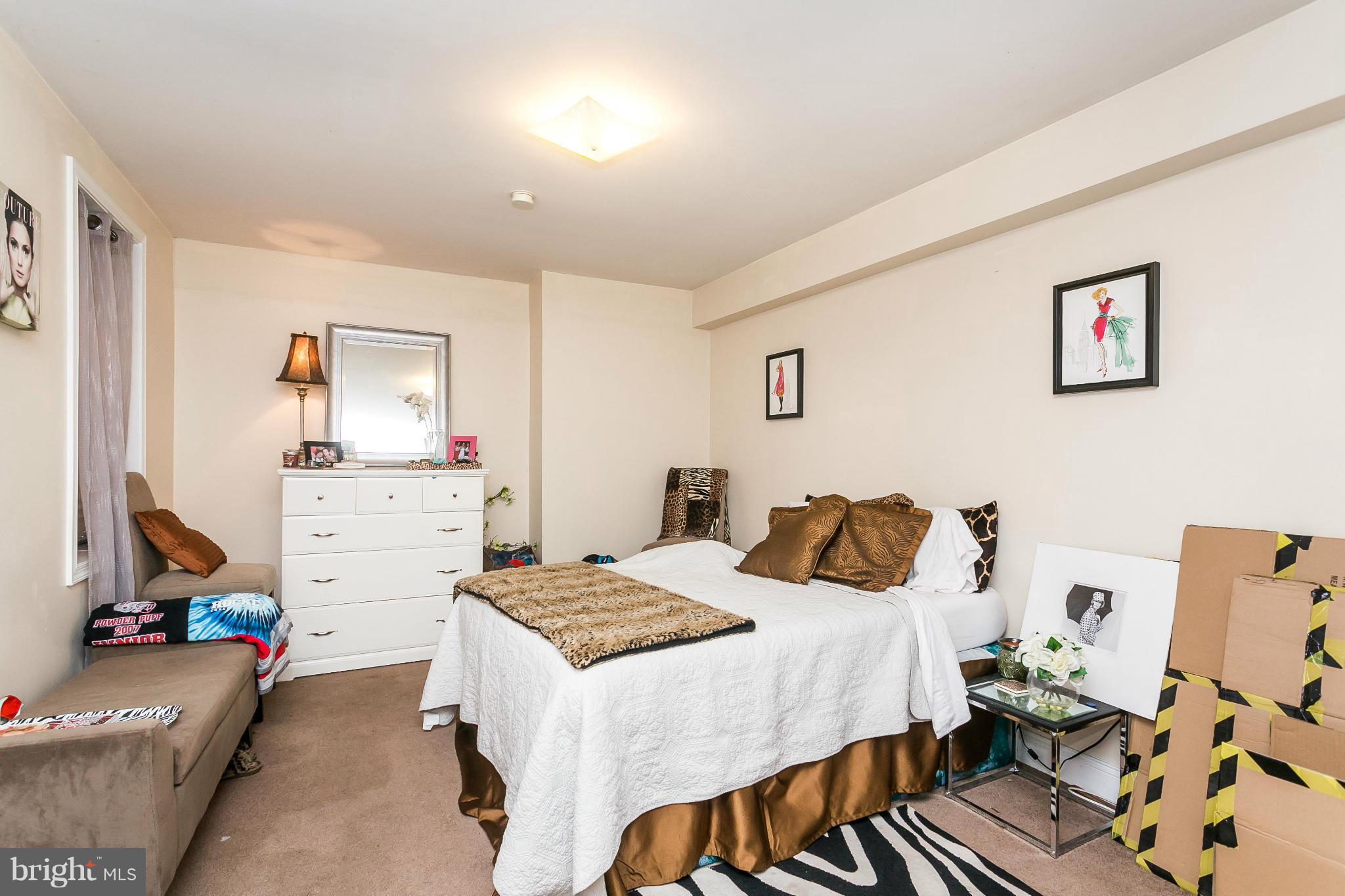 FELLS POINT HISTORIC DISTRICT - Residential Lease