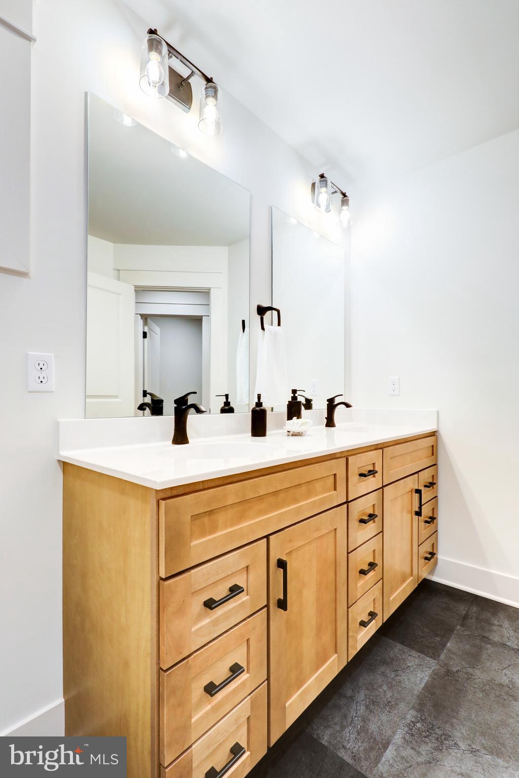 PARKSIDE AT LAMPETER - Residential