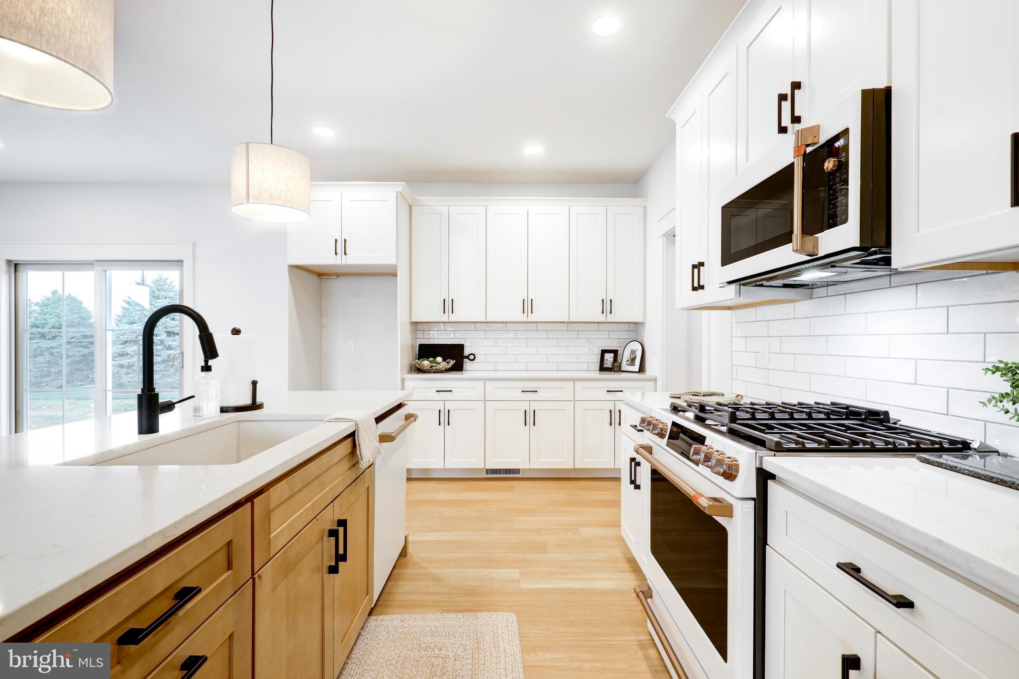 PARKSIDE AT LAMPETER - Residential