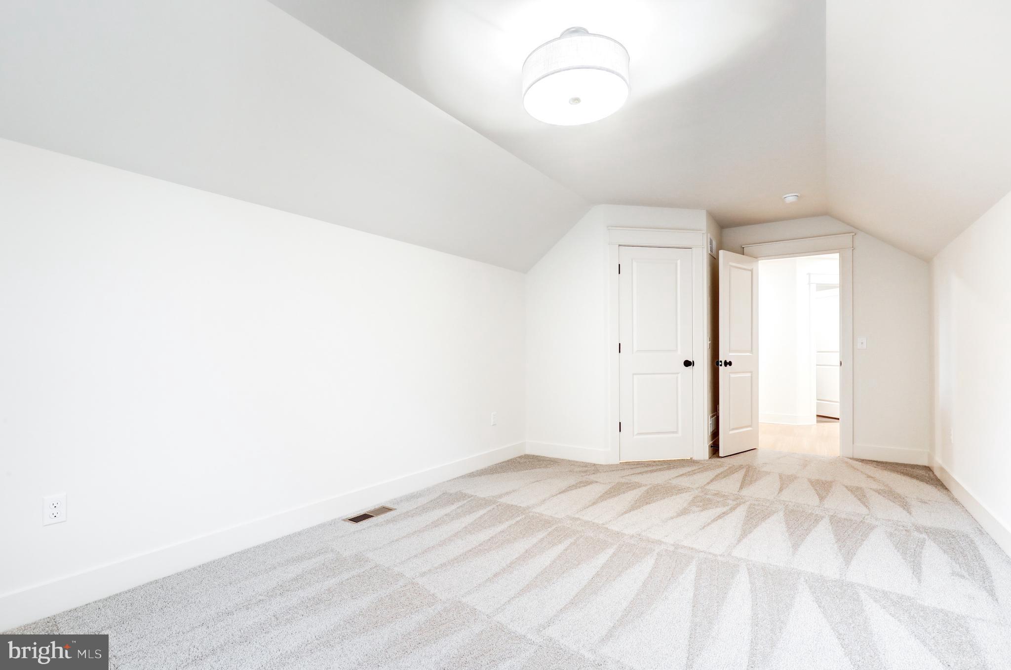 PARKSIDE AT LAMPETER - Residential