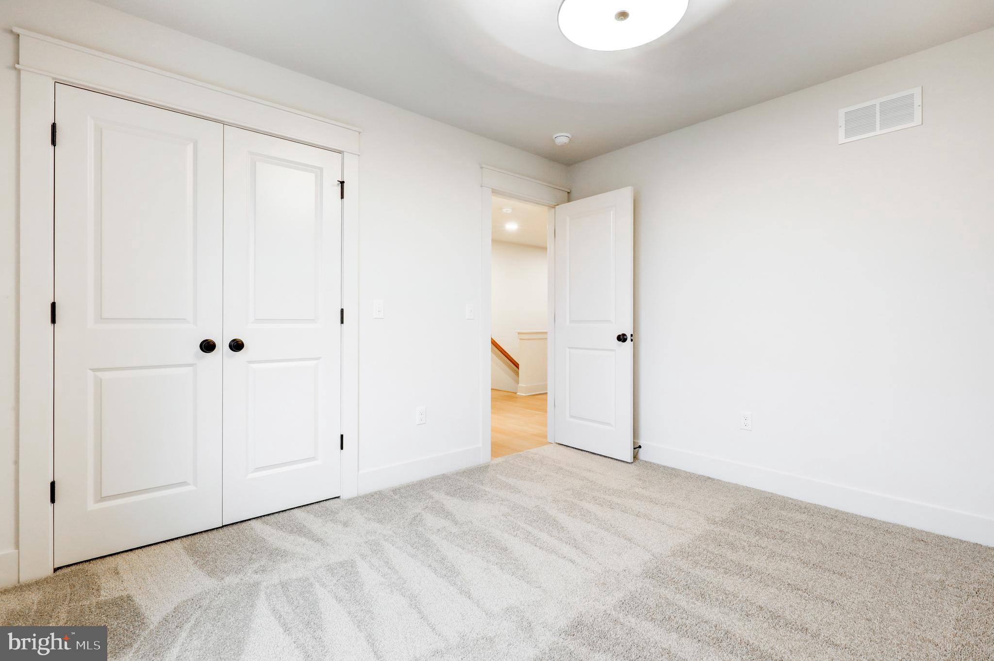 PARKSIDE AT LAMPETER - Residential