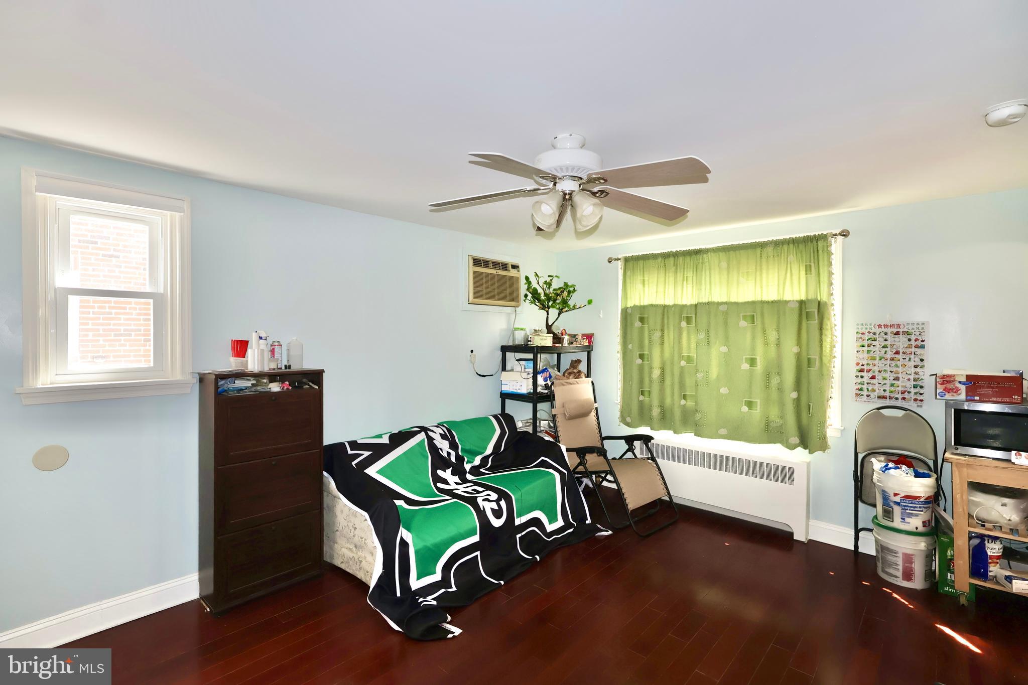 MAYFAIR (WEST) - Residential