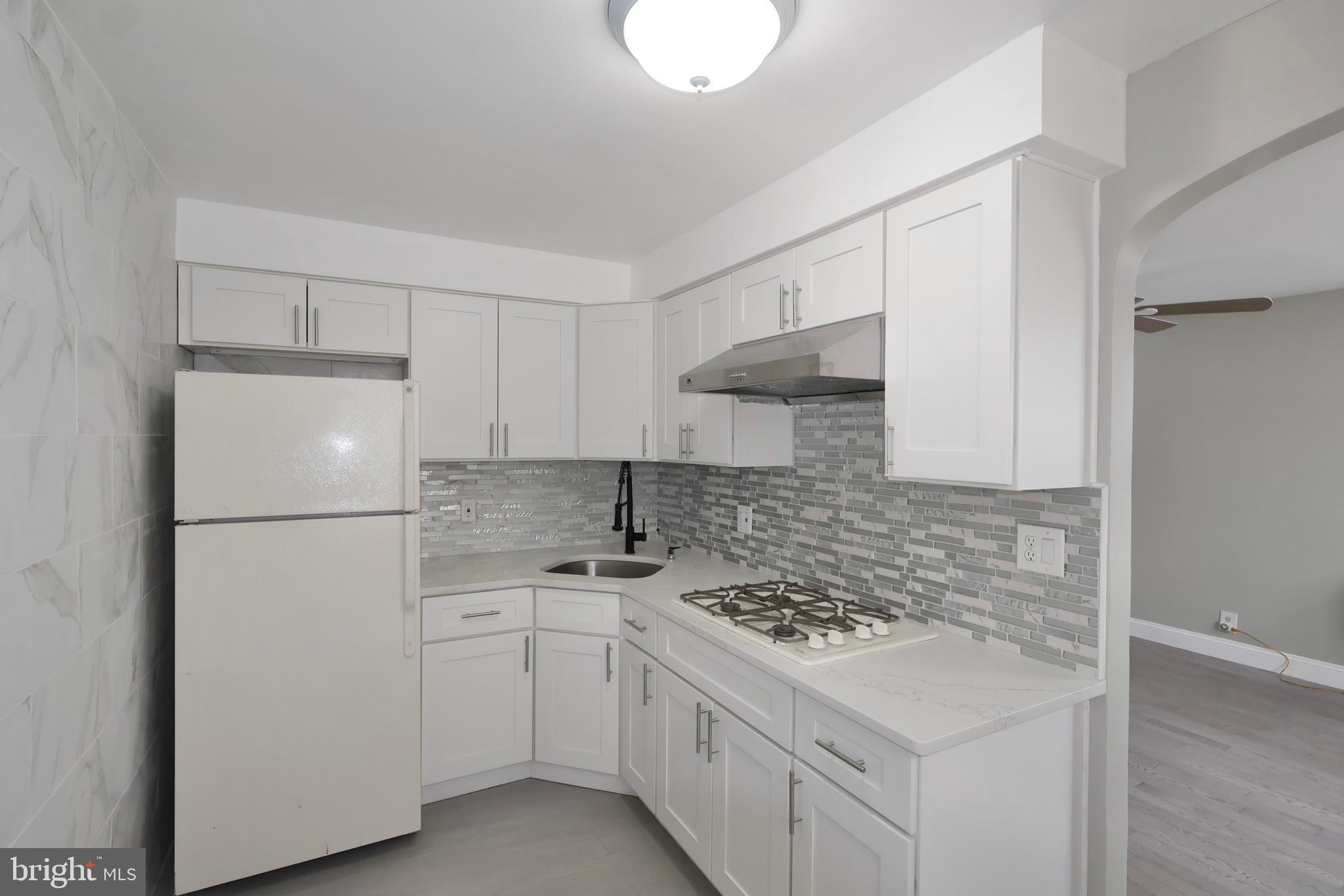 MAYFAIR (WEST) - Residential