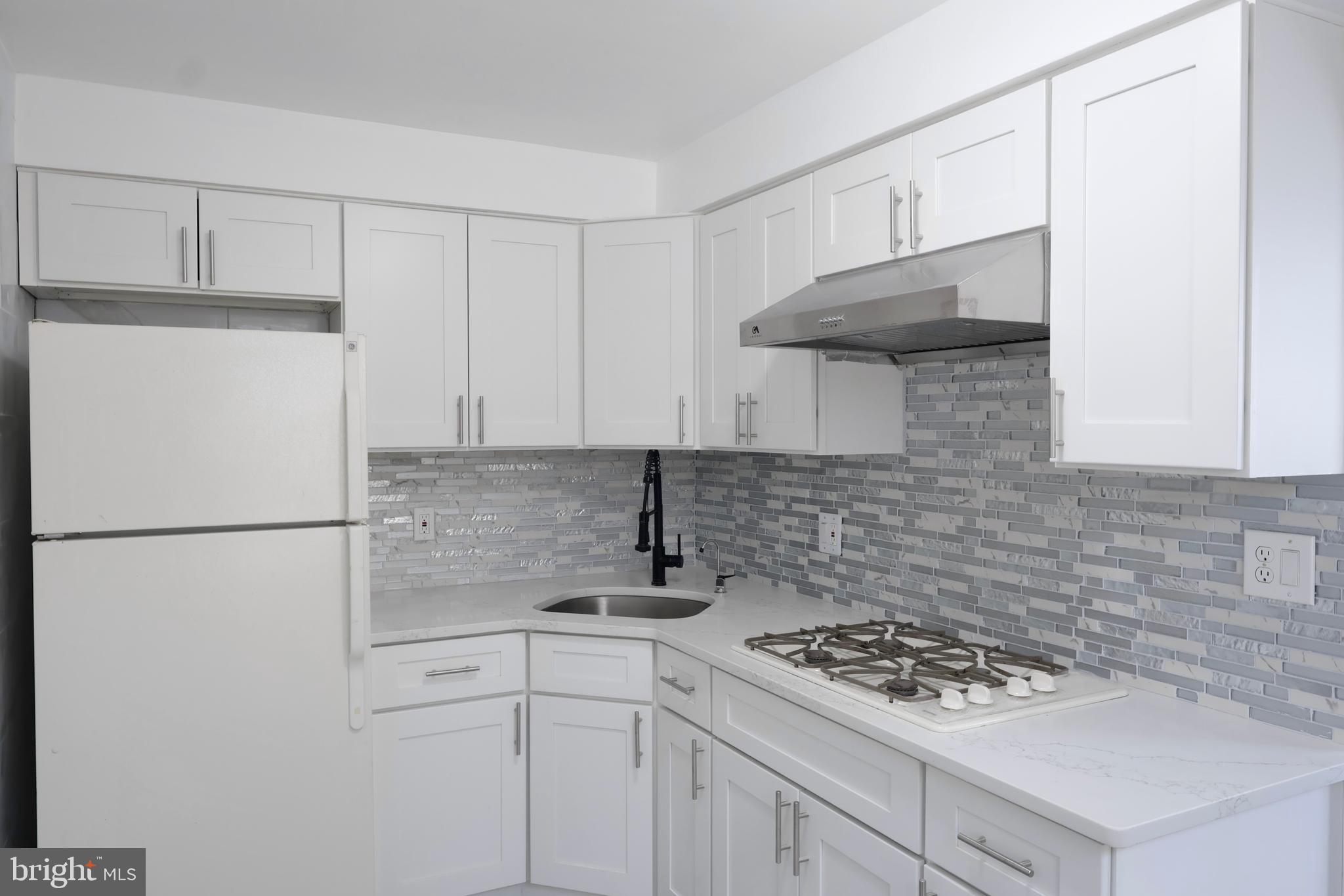 MAYFAIR (WEST) - Residential