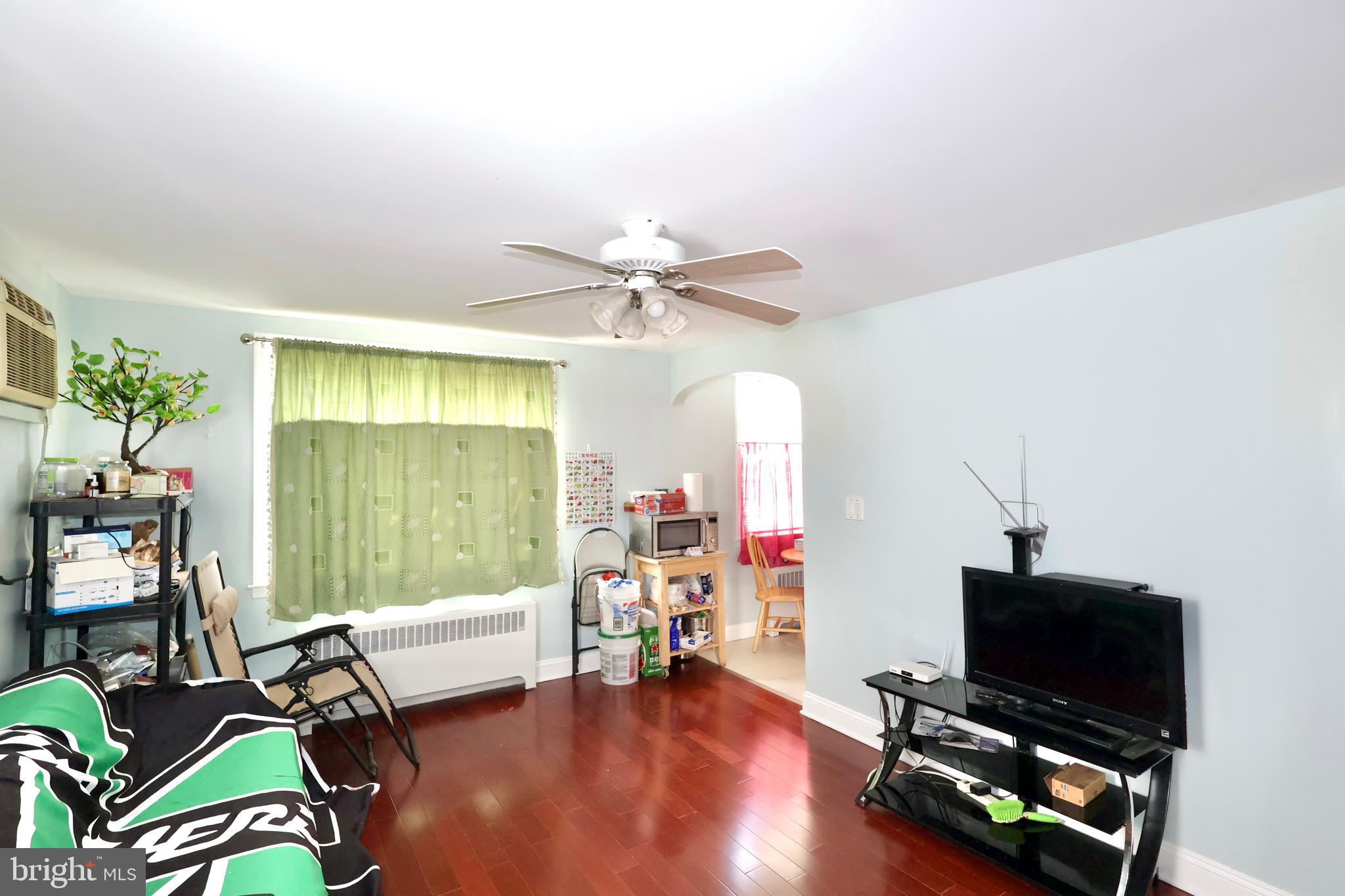 MAYFAIR (WEST) - Residential