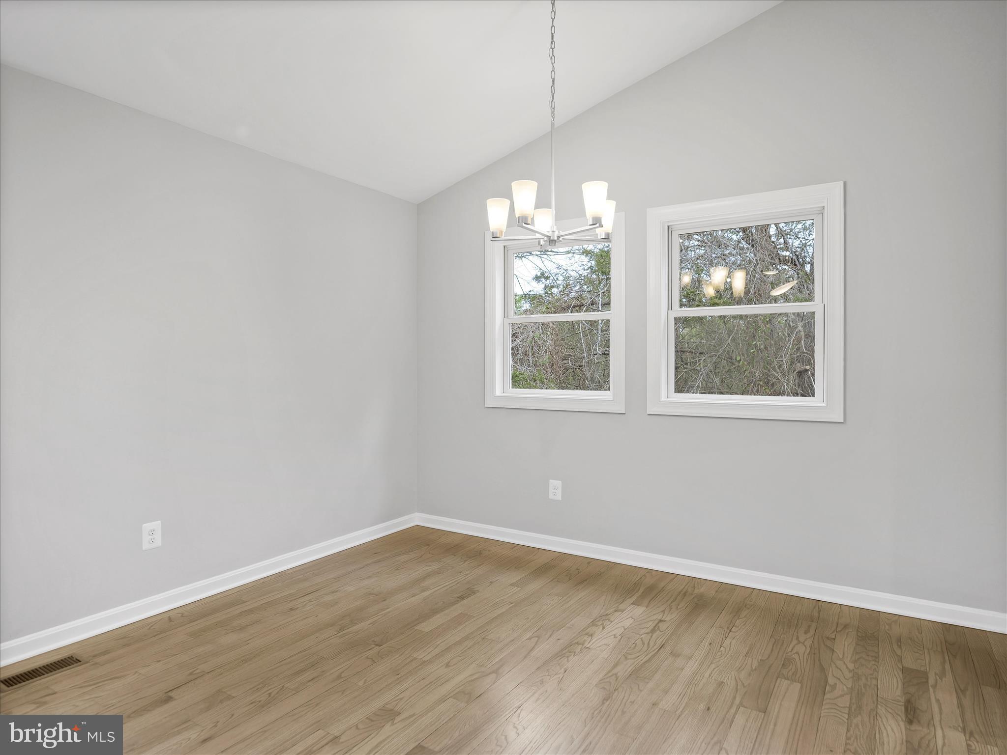 SHEN RIVER LAKES - Residential