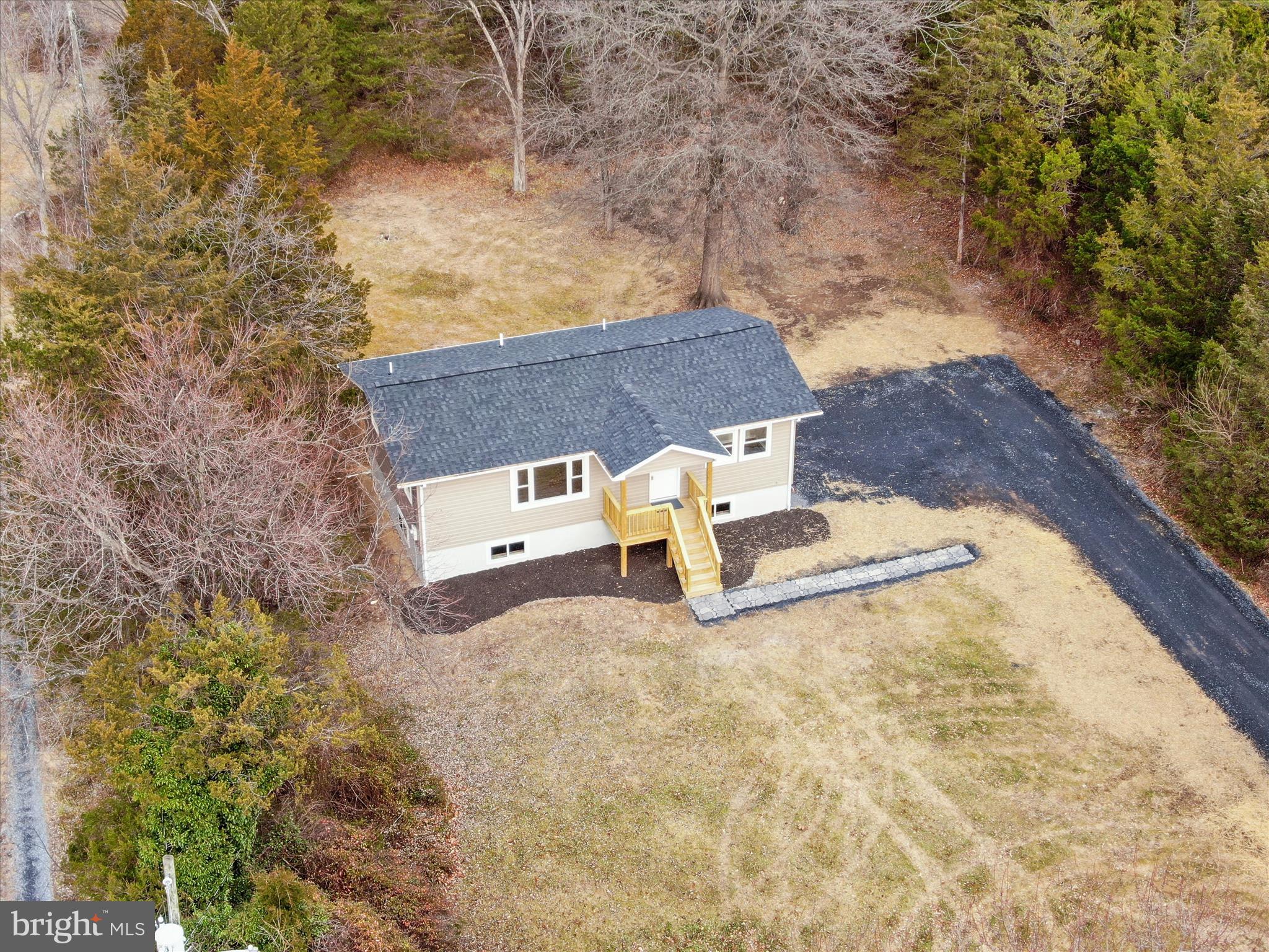 SHEN RIVER LAKES - Residential