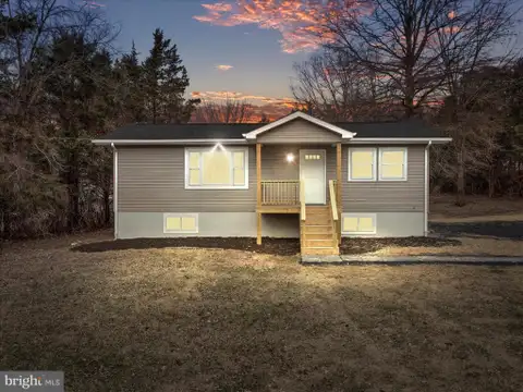 75 Southern Drive, Strasburg, VA 22657 - #: VAWR2013126