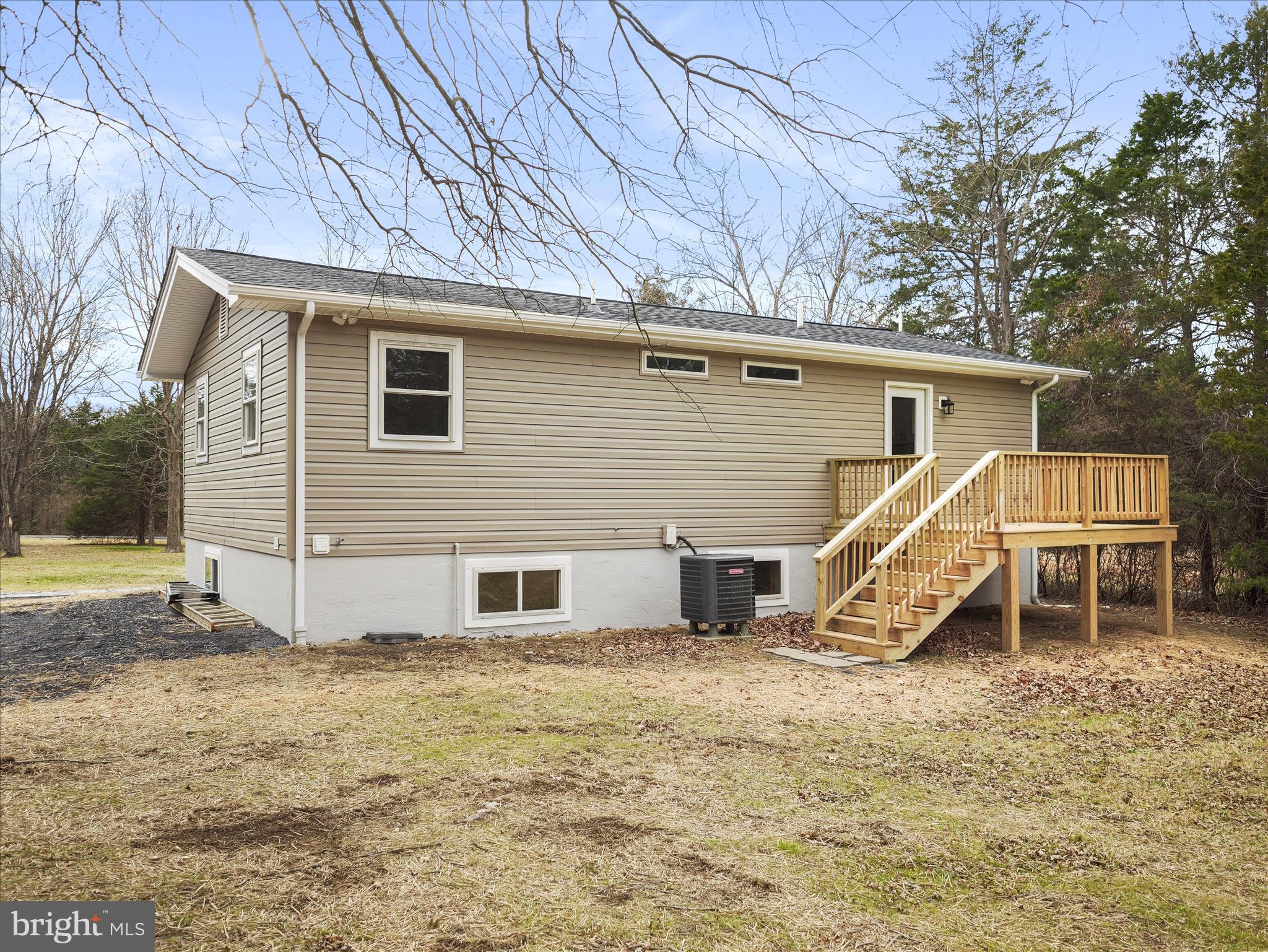 SHEN RIVER LAKES - Residential