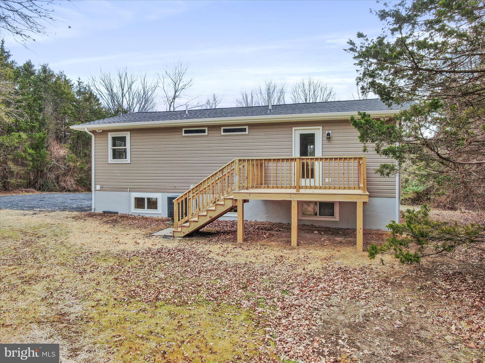 SHEN RIVER LAKES - Residential