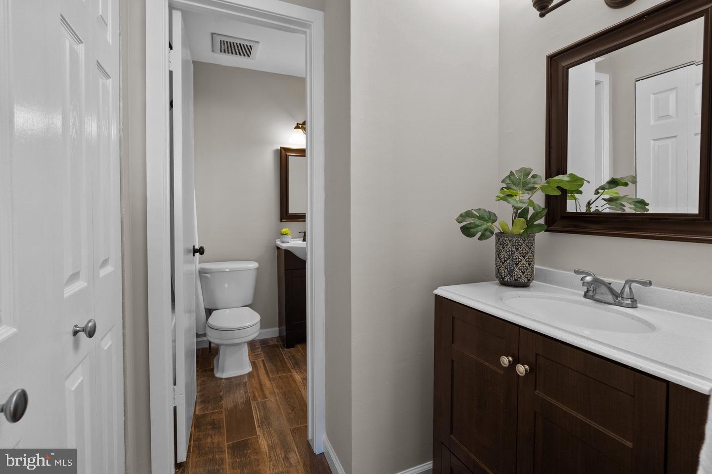 STOVER MILL - Residential Lease