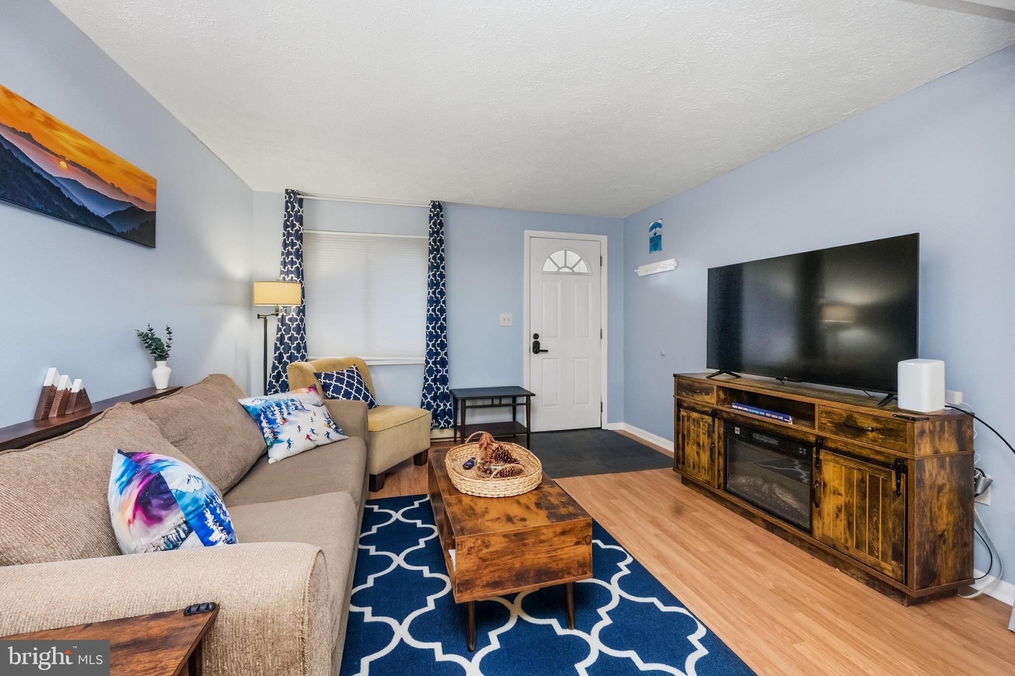 1724 MOSSER ROAD 8