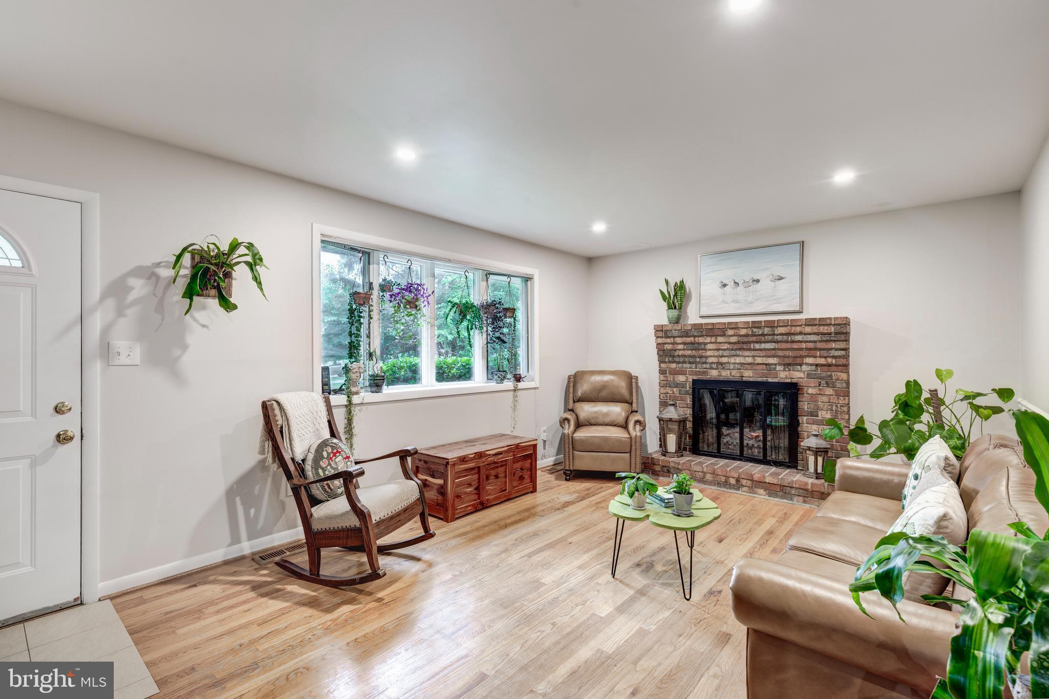5643 OLD WASHINGTON ROAD