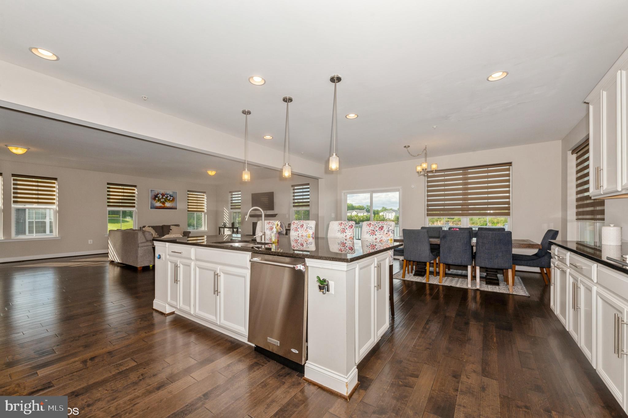 RESIDENCES AT QUARRY PLACE - Residential